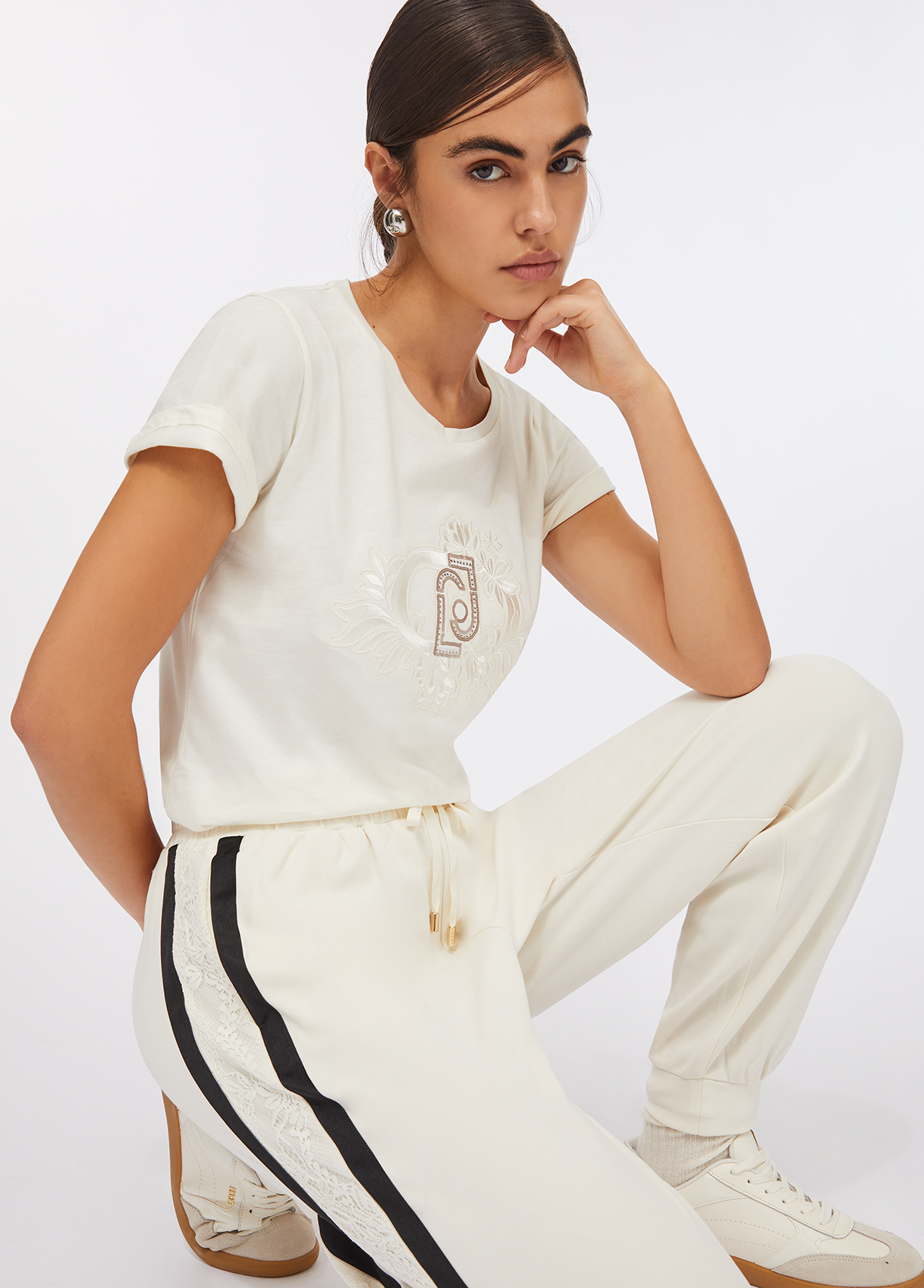 T-shirt Branca com Bordado e Lantejoulas - LIU JO  4