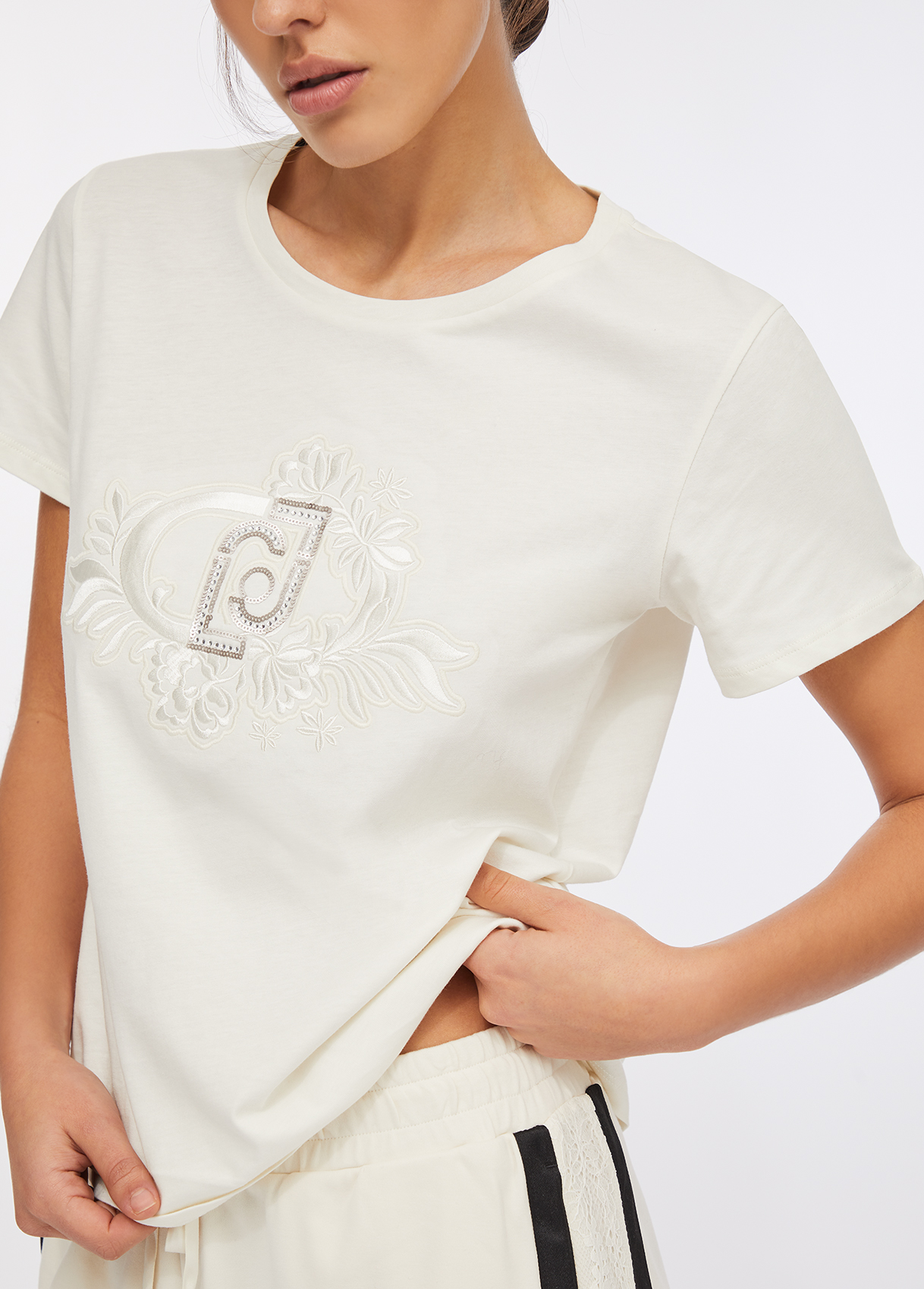 T-shirt Branca com Bordado e Lantejoulas - LIU JO  2
