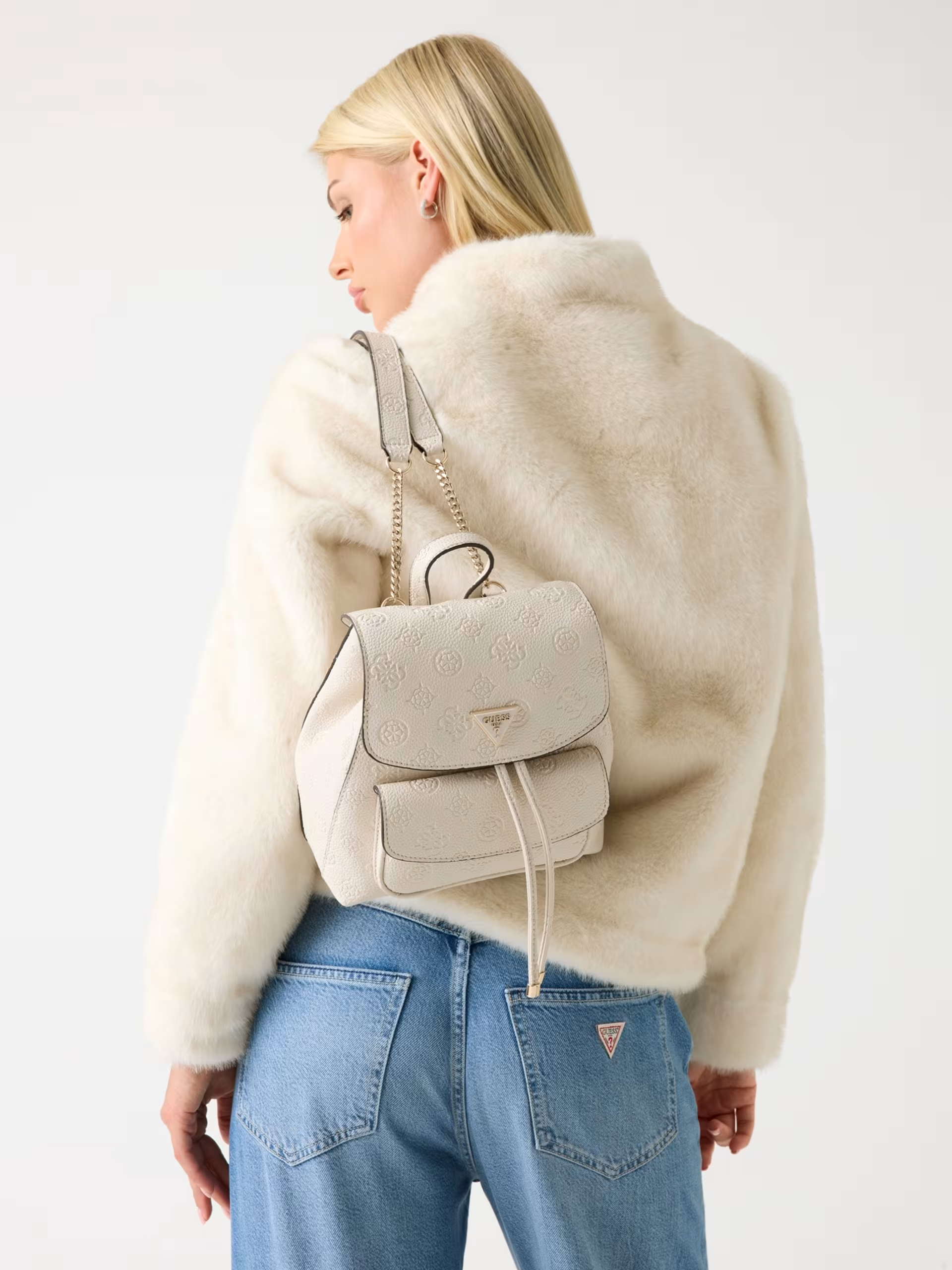 Mochila CRESIDIA II Logo Gravado Branco - Guess  3