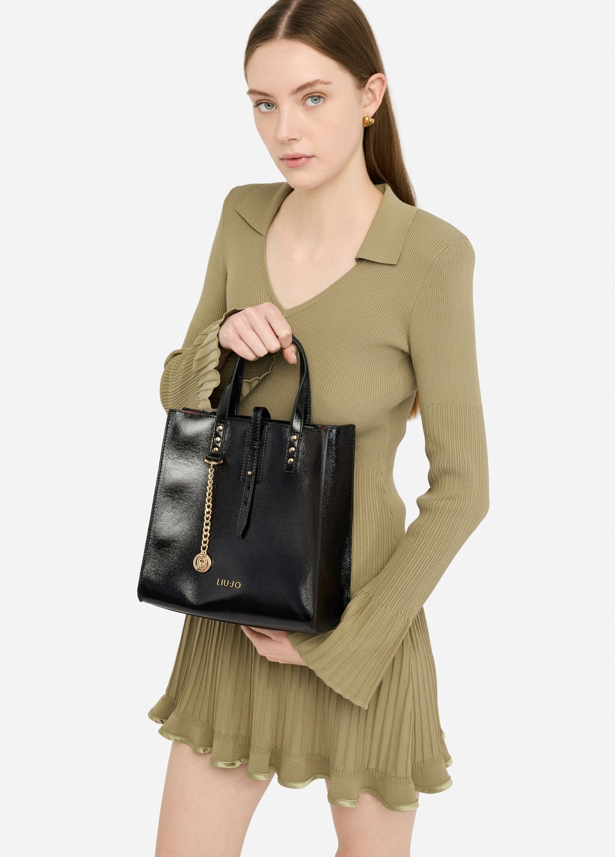 Mala de Mão em Verniz Preta  - LIU JO   6