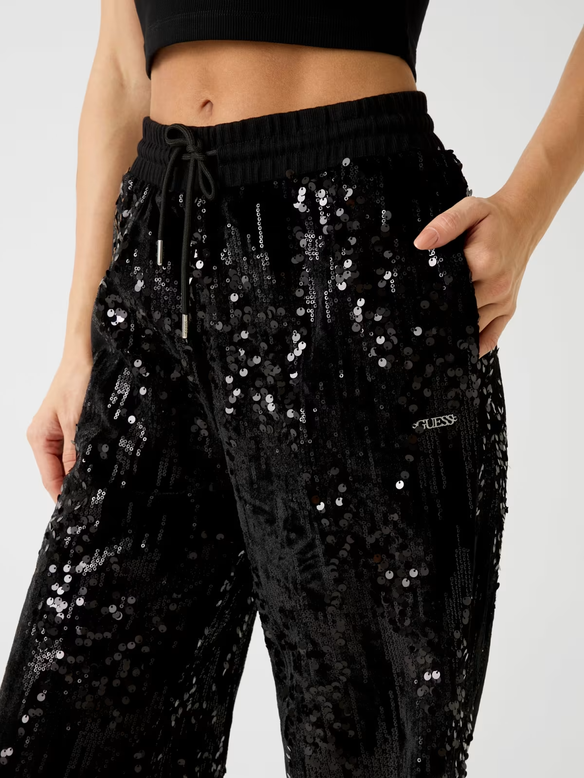 Calças com Latejoulas e Veludo Preto - Guess 5