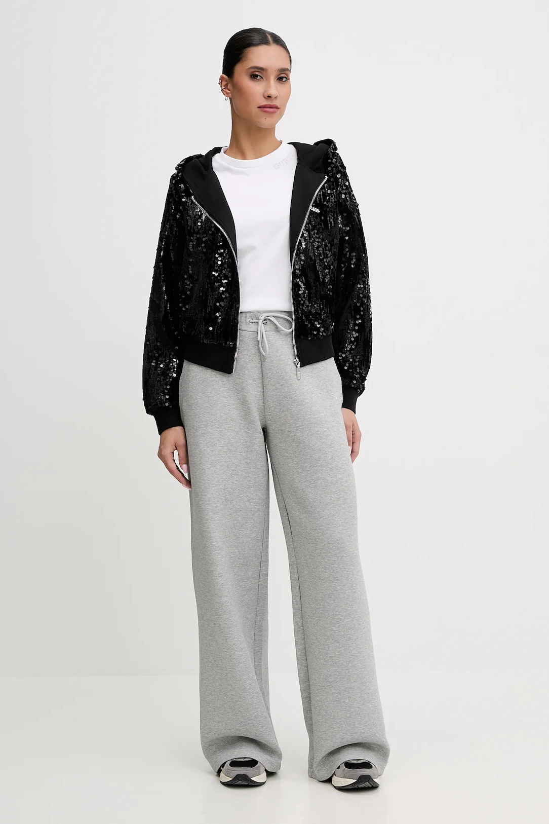 Casaco com Latejoulas e Veludo Preto - Guess  3