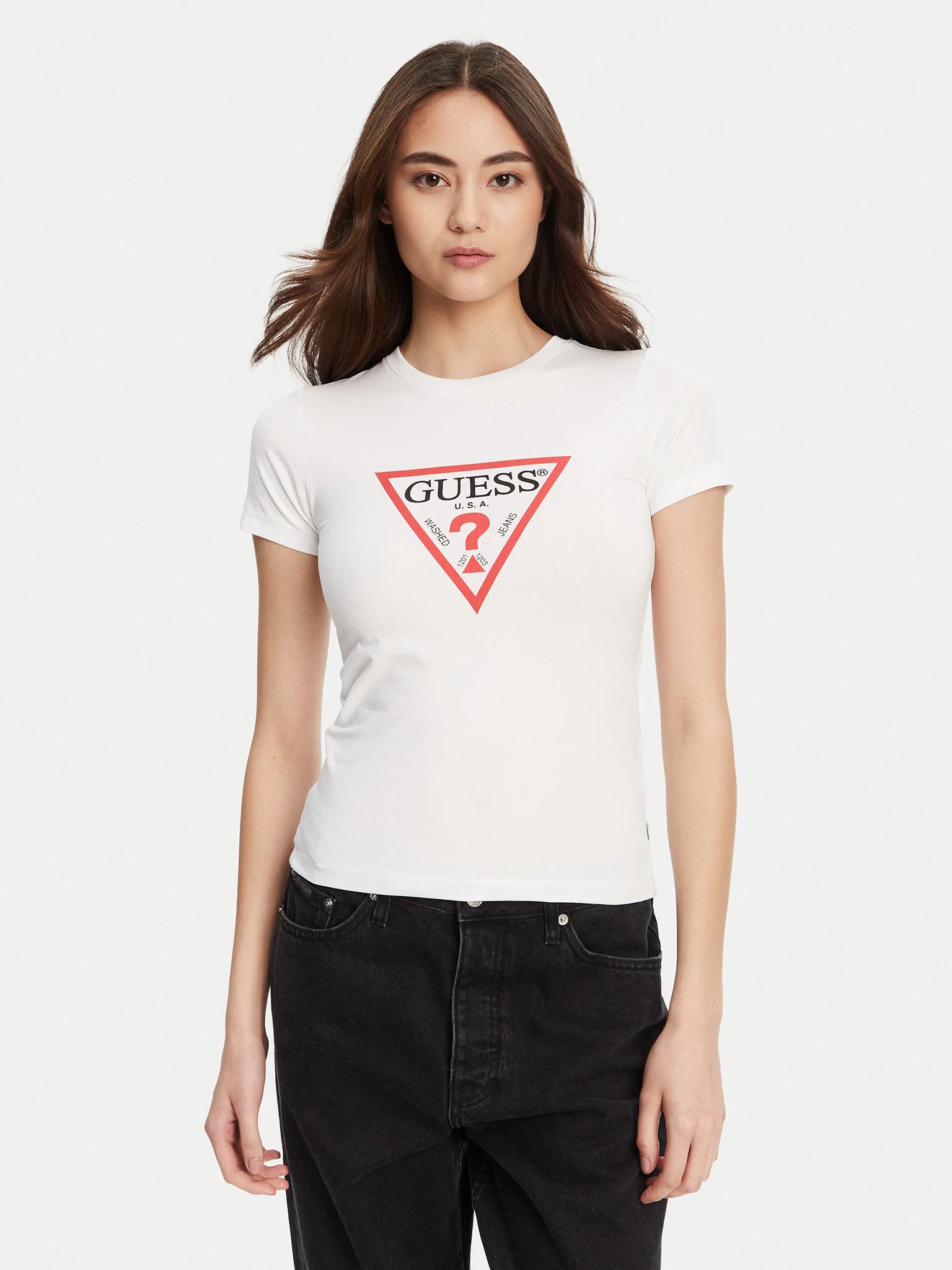 T-shirt Básica Triângulo Branco - Guess Jeans 1