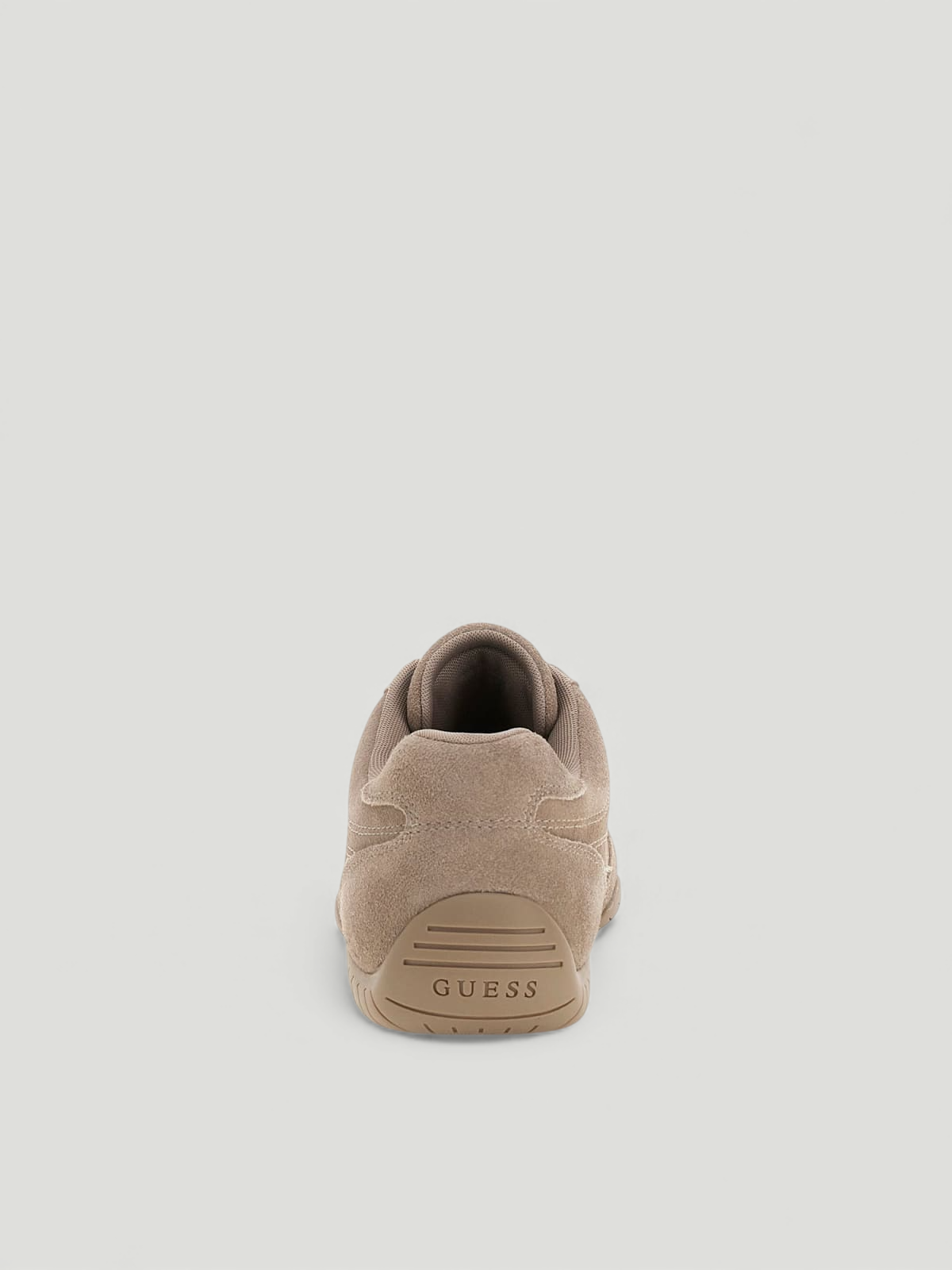 Ténis em Camurça Gabiey Taupe - Guess 4