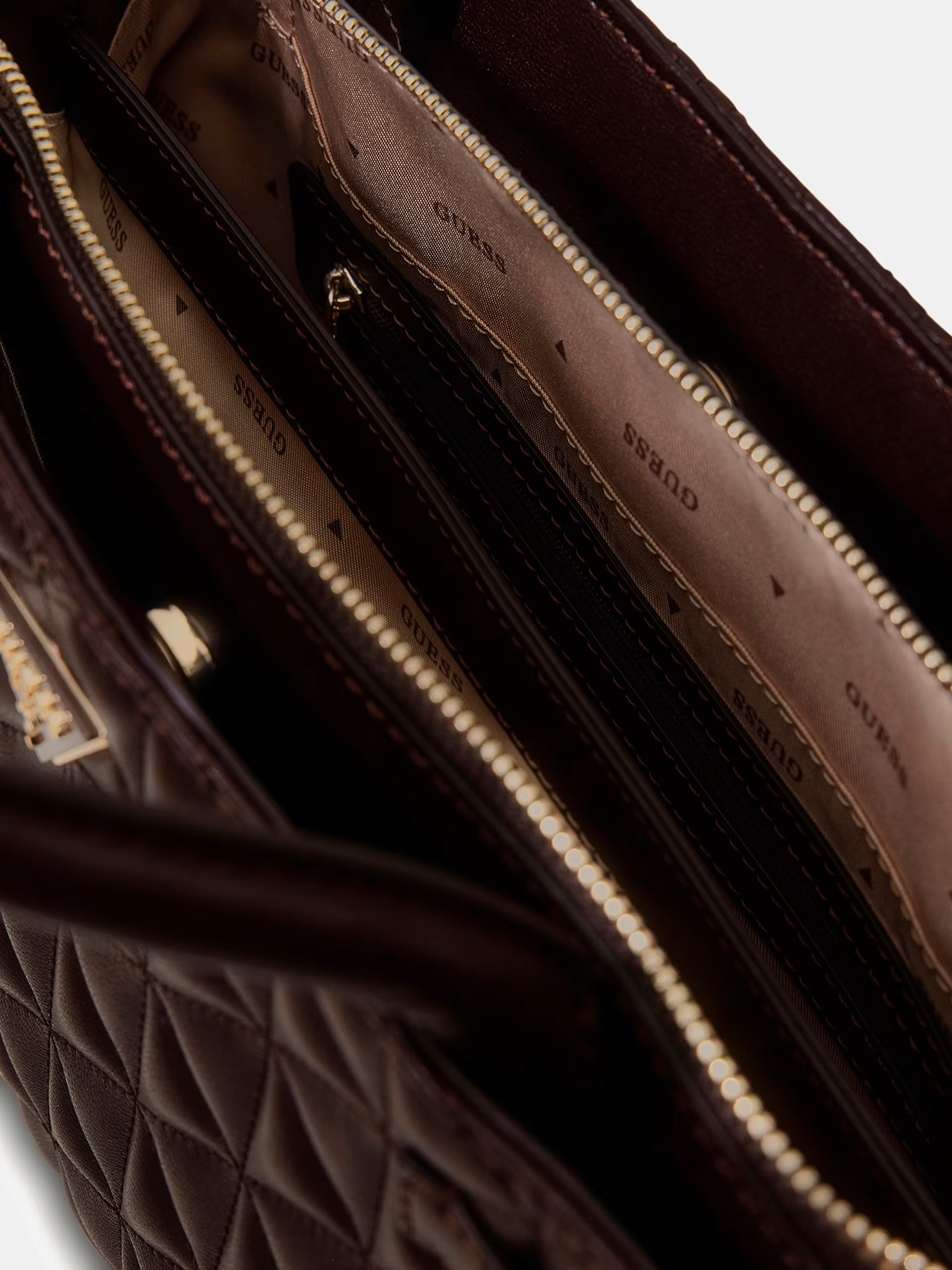 Mala de Mão Acolchoada PAISLEIGH Castanho - Guess  5