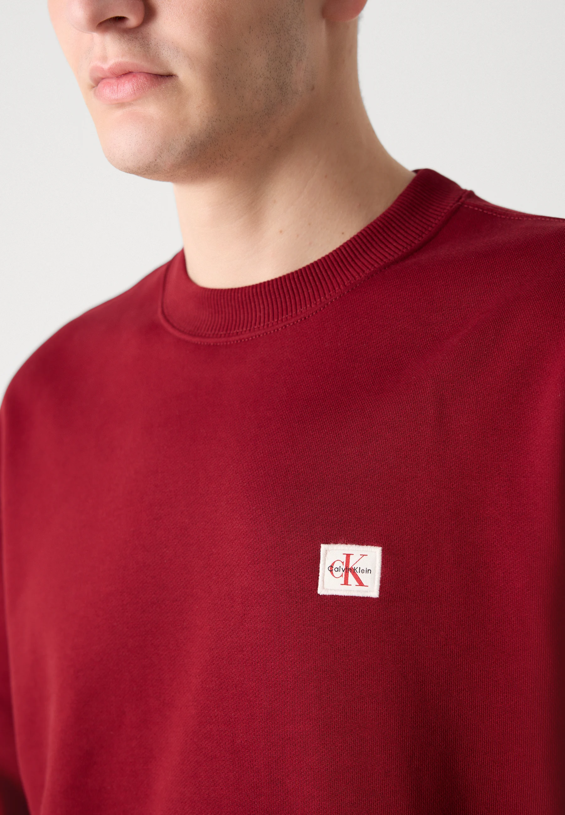 Sweat em Algodão  Decote Rendondo Bordeaux - Calvin Klein  3