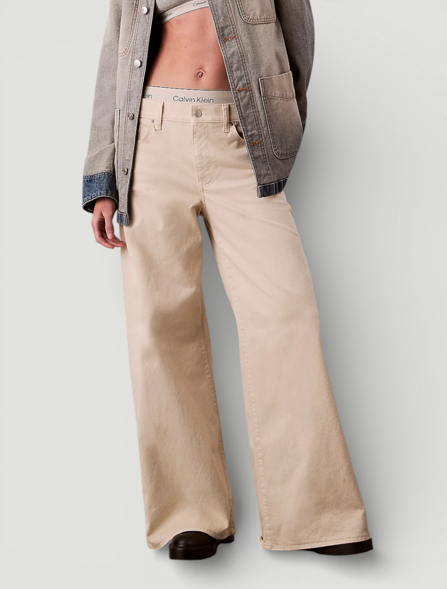 Calças Super Wide Leg Bege - Calvin Klein  1