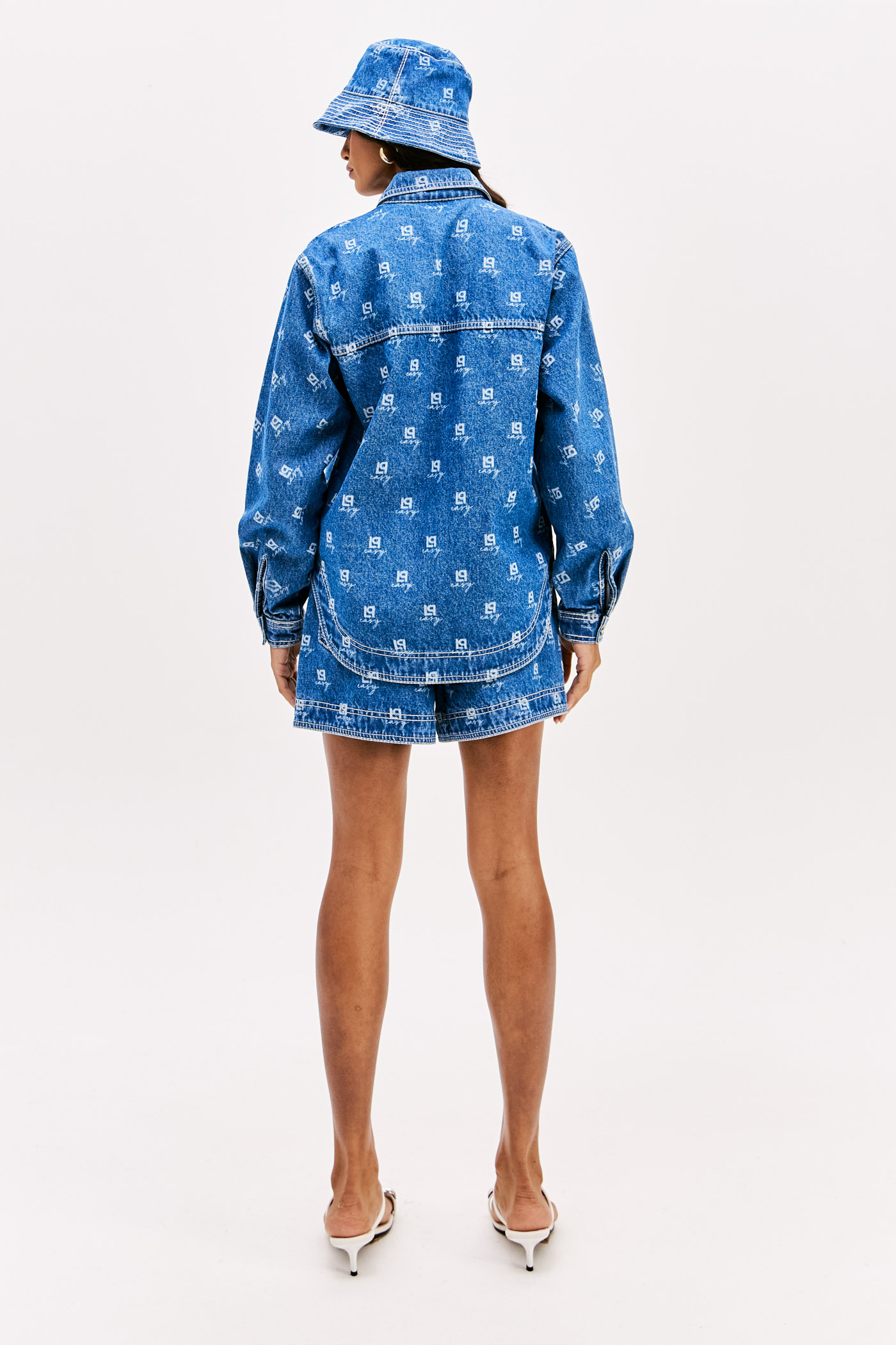 Calções em Ganga com Logo - Lança Perfume  3