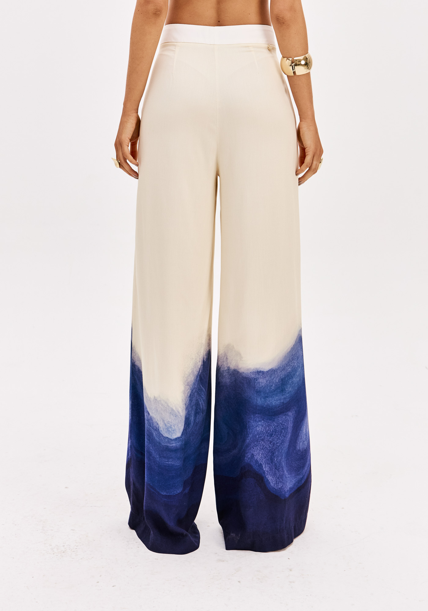 Calças Largas Blue Coast - Lança Perfume 2