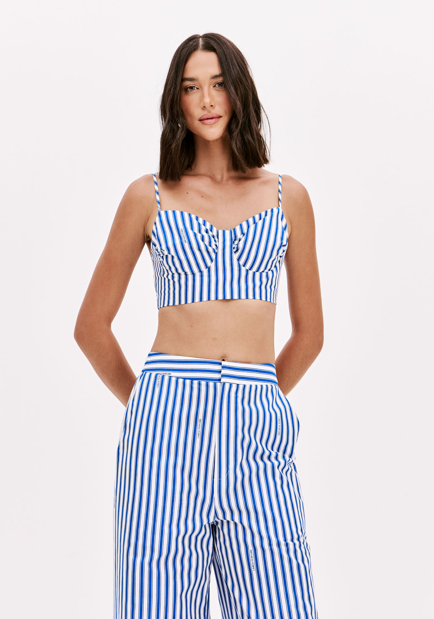 Top de Alças com Riscas Azuis e Brancas - Lança Perfume  1
