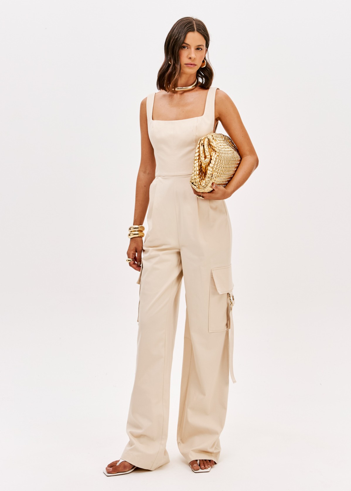 Macacão de Alças Cargo Bege - Lança Perfume  1