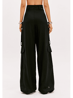 Calças em Linho Largas Cargo Preto - Lança Perfume 