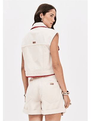 Colete Sarja Branco com Bordado Vermelho - Lança Perfume 