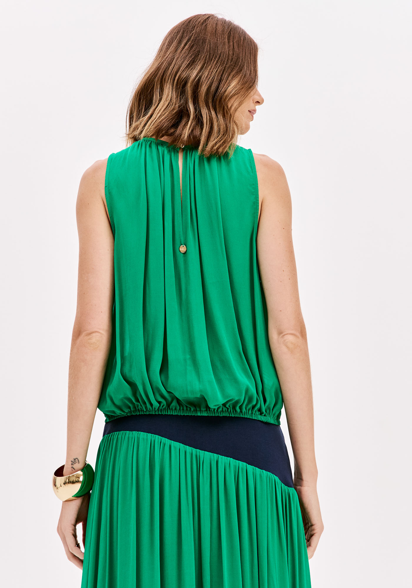 Blusa de Cavas Verde - Lança Perfume 4