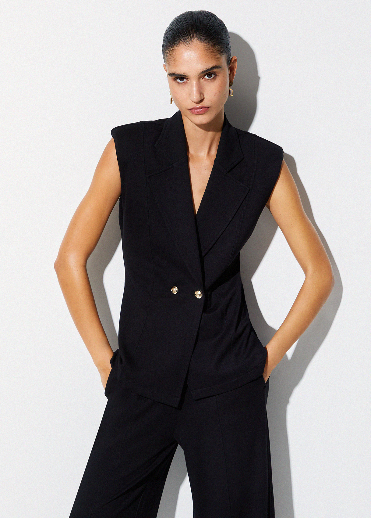 Colete com ombreiras Preto - Liu Jo 1