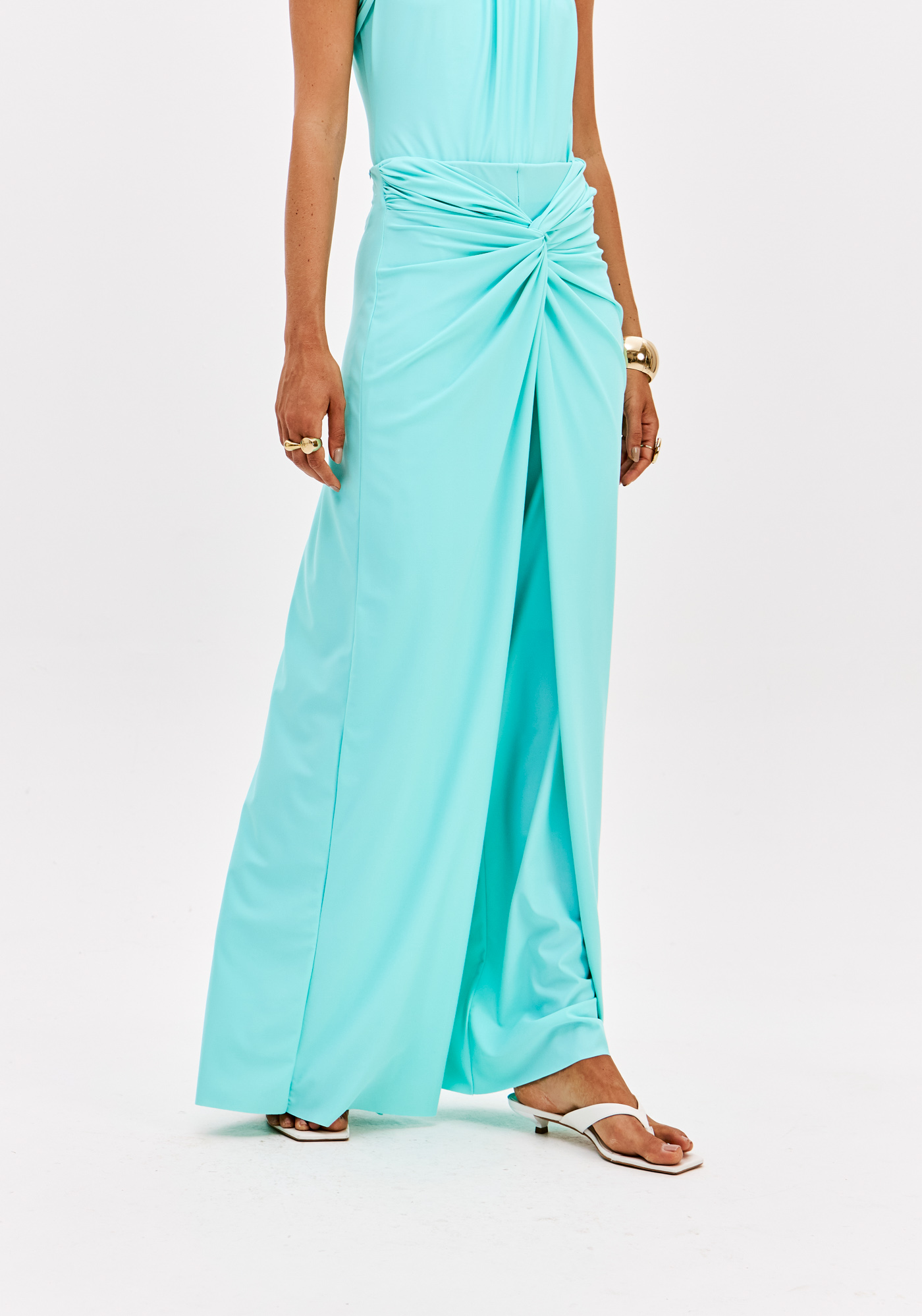 Calças em Malha Fria Azul Turquesa - Lança Perfume 3