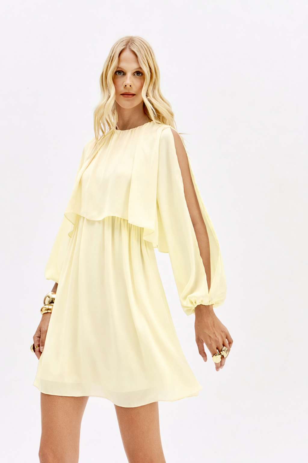 Vestido Curto com Mangas Abertas Amarelo - Lança Perfume  1