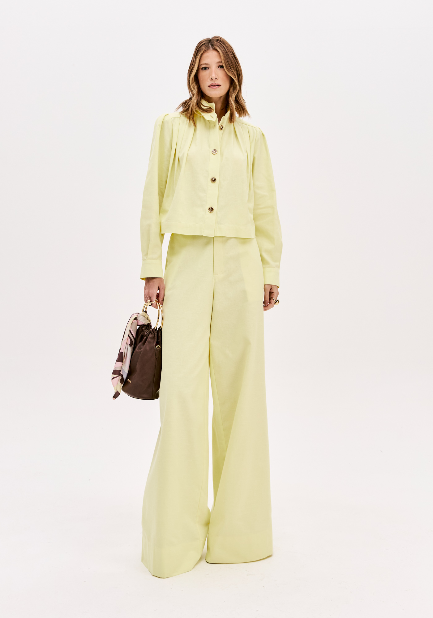 Blusa / Casaco com Botões Amarelo - Lança Perfume  4