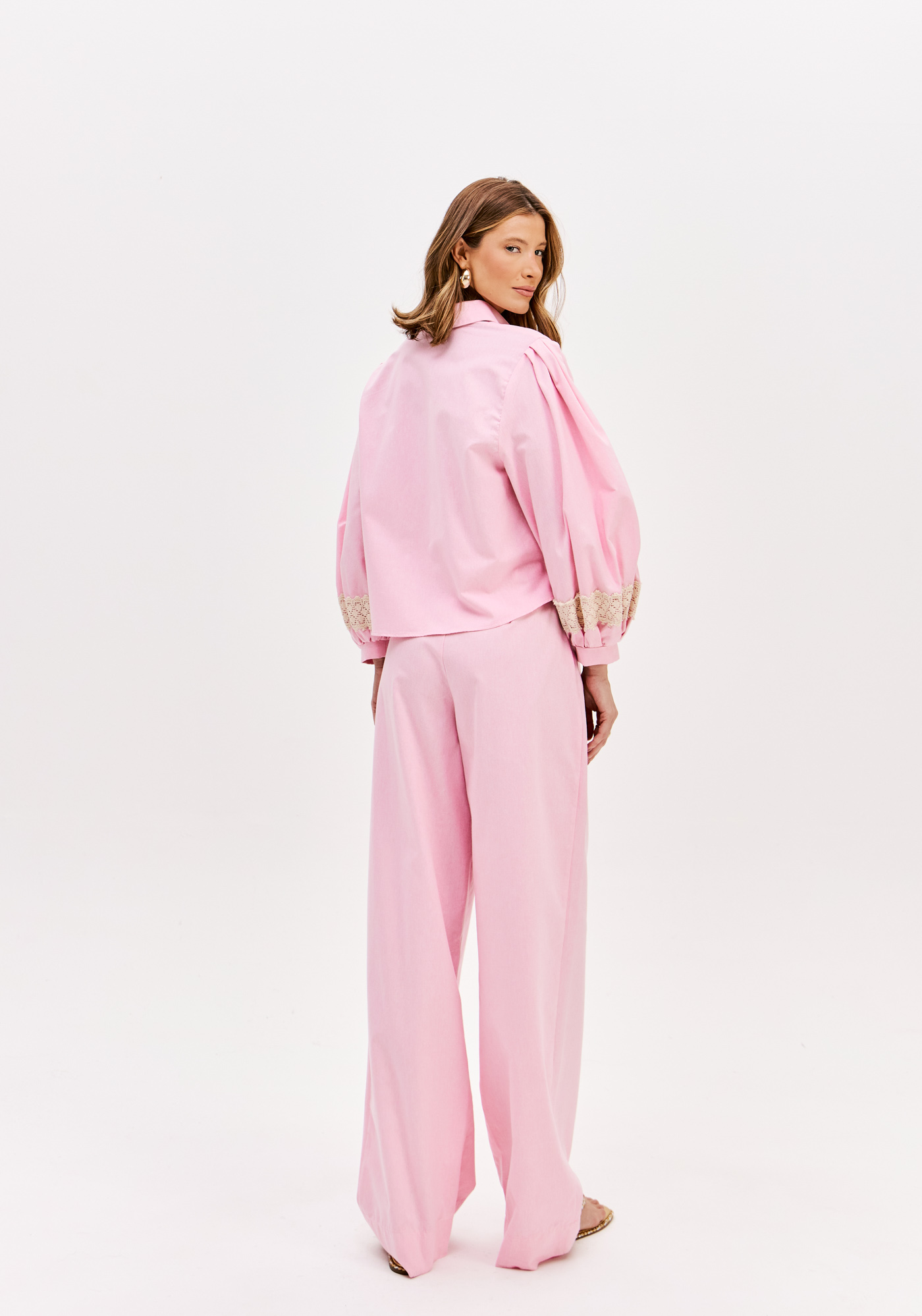 Camisa com Renda Rosa - Lança Perfume 4