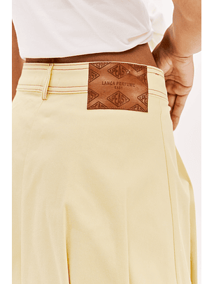 Calções em Sarja Amarelo Pastel - Lança Perfume 