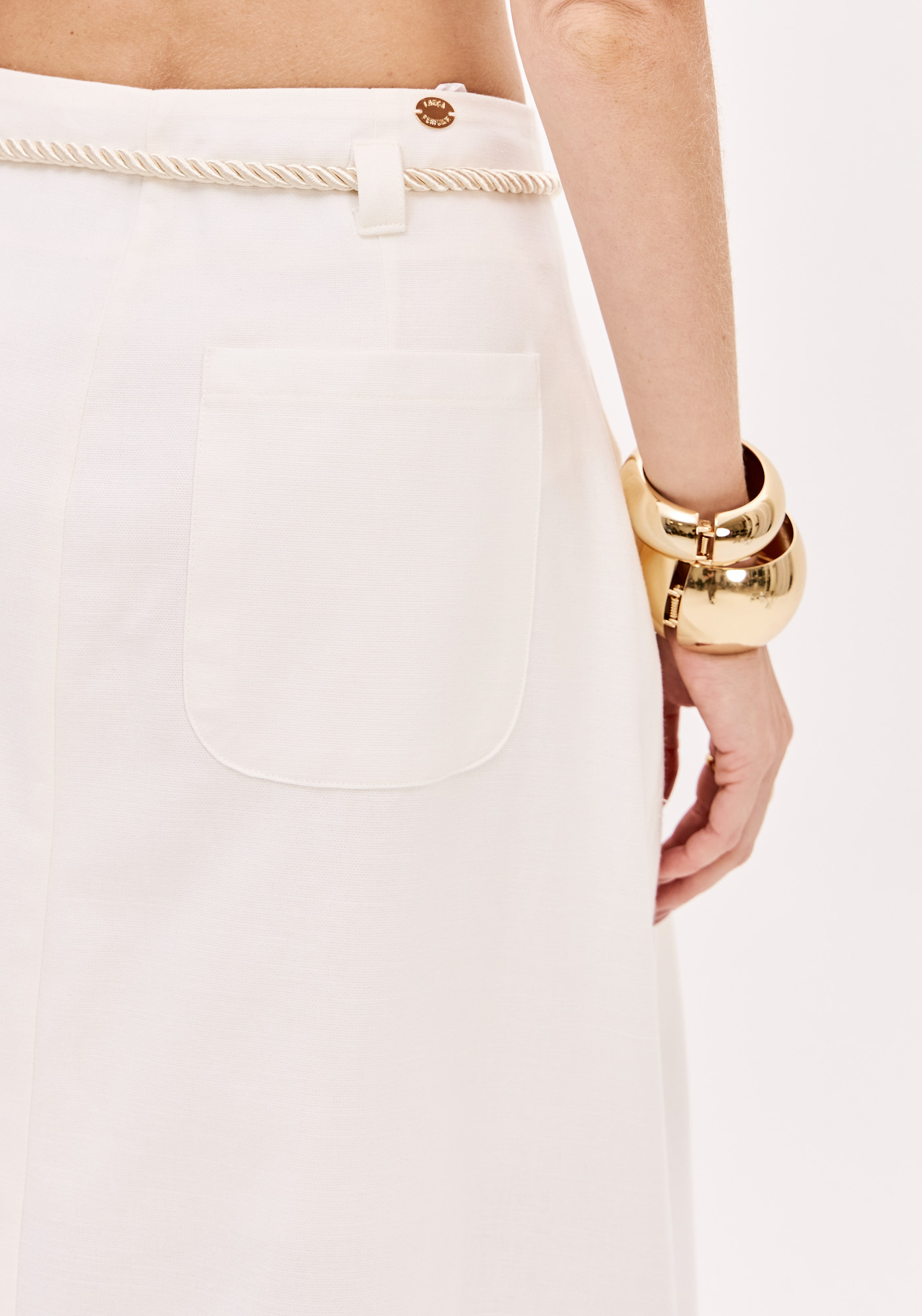 Saia com cinto Corda Comprida Branco - Lança Perfume  3