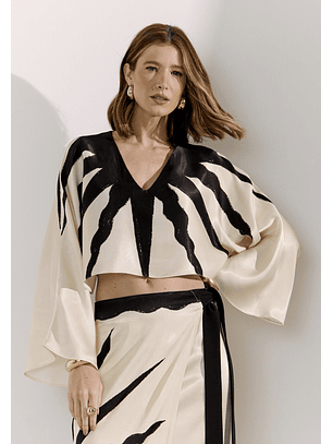 Blusa MARSELHA Preto e Branco - Lança Perfume