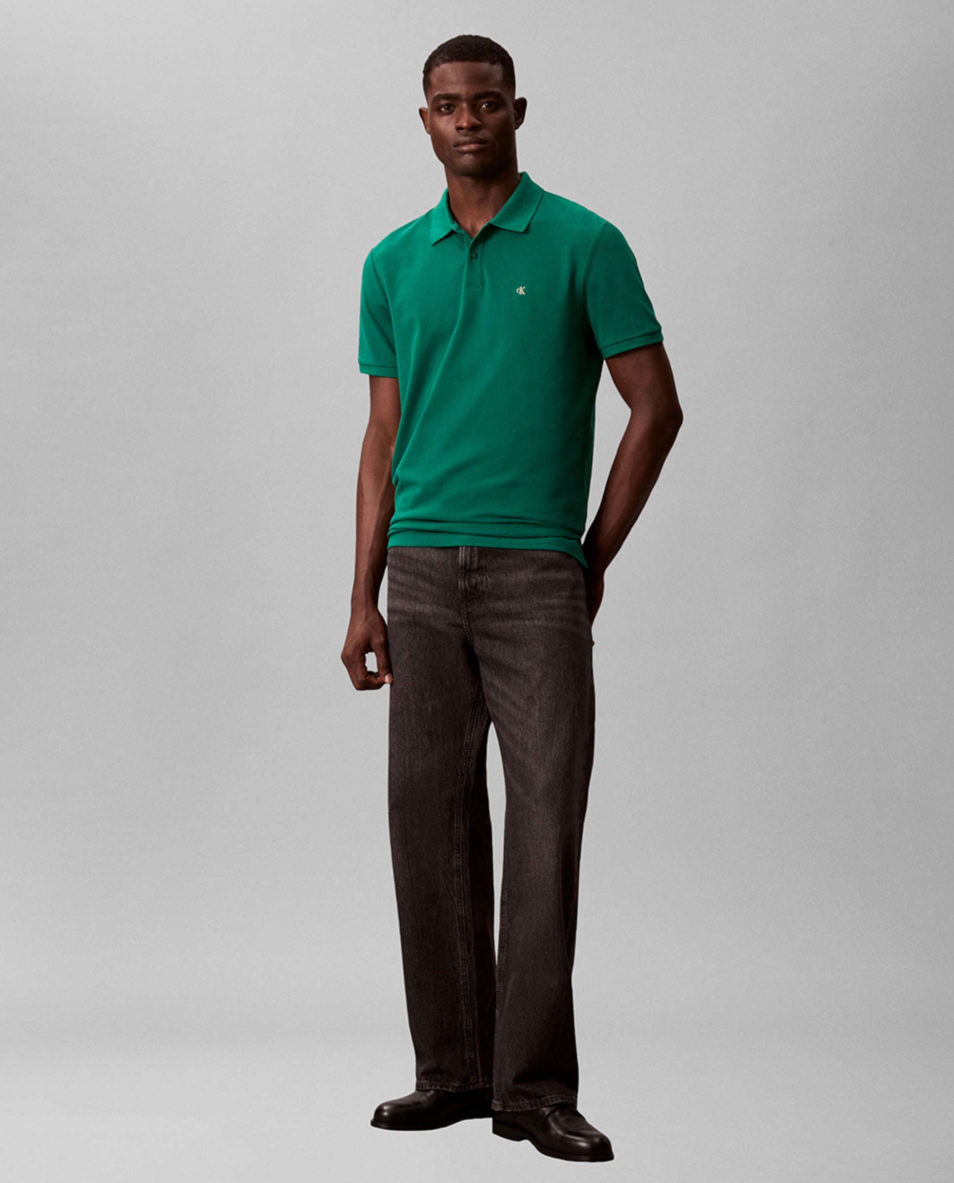 Polo Clássico Pique Verde - Calvin Klein  3