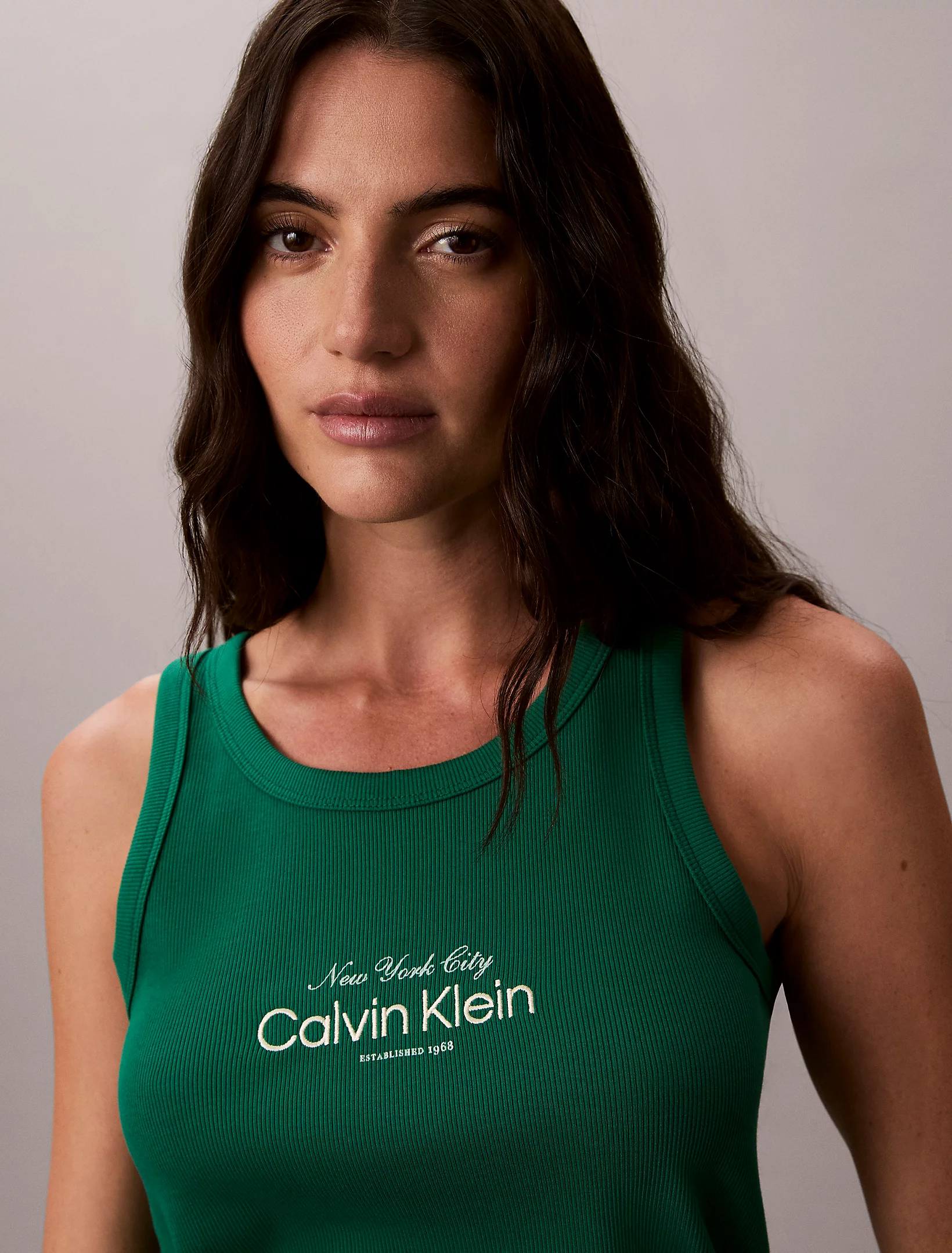 Top de Cavas Canelado New York Verde - Calvin Klein 4