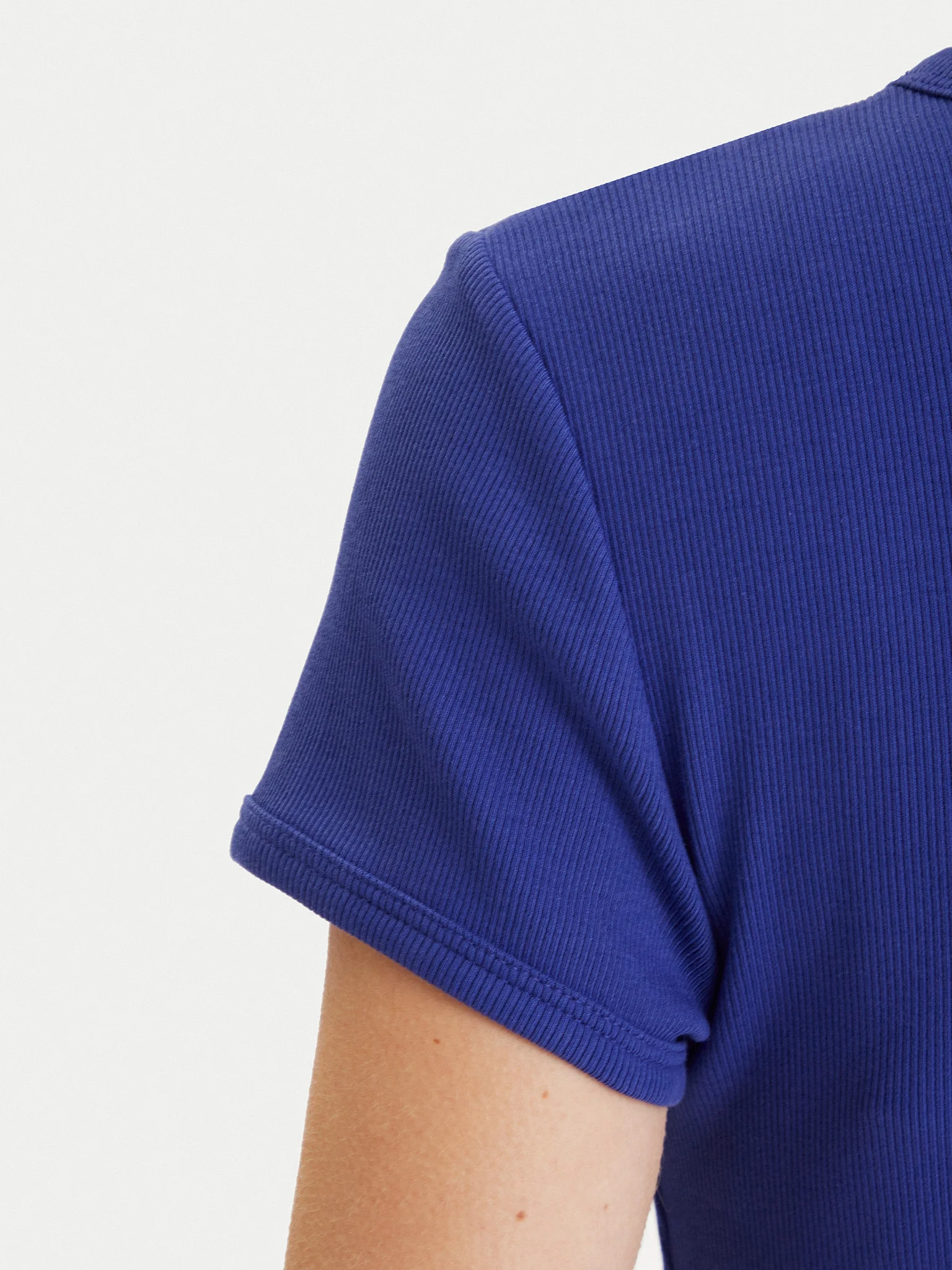 Vestido Justo Manga Curta Roxo - Calvin Klein  3