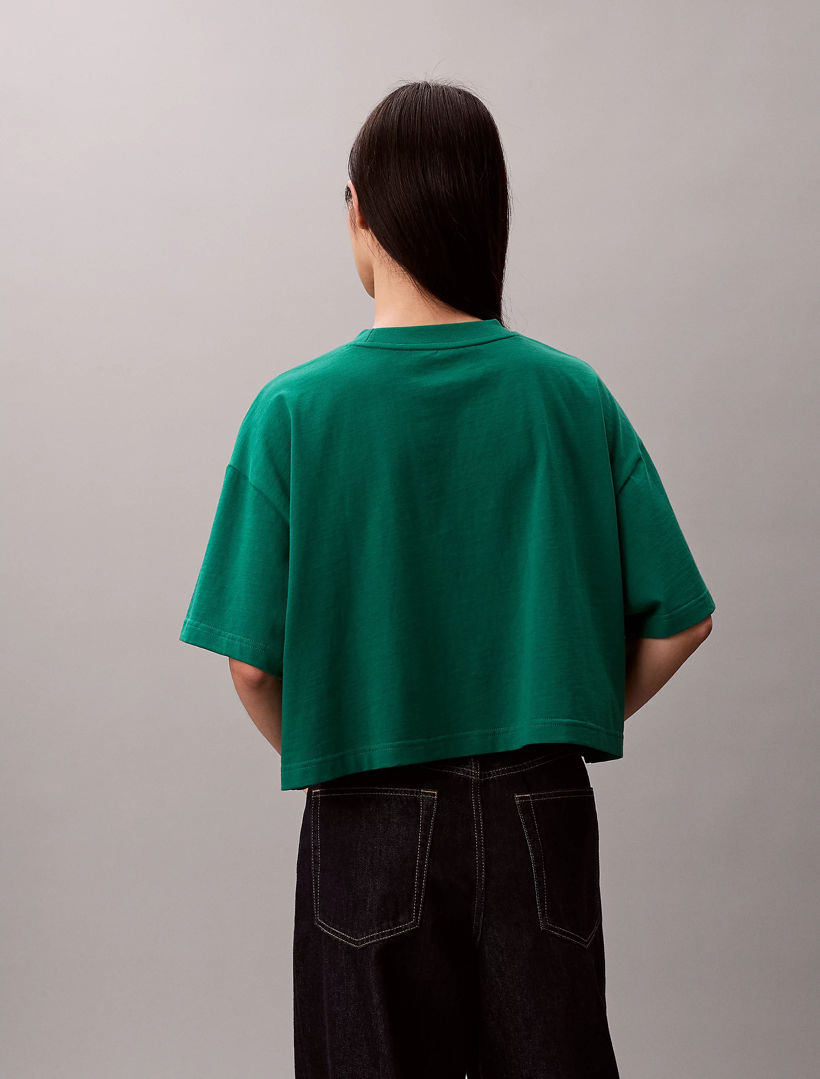 T-shirt Oversize e Curta Verde - Calvin Klein 2