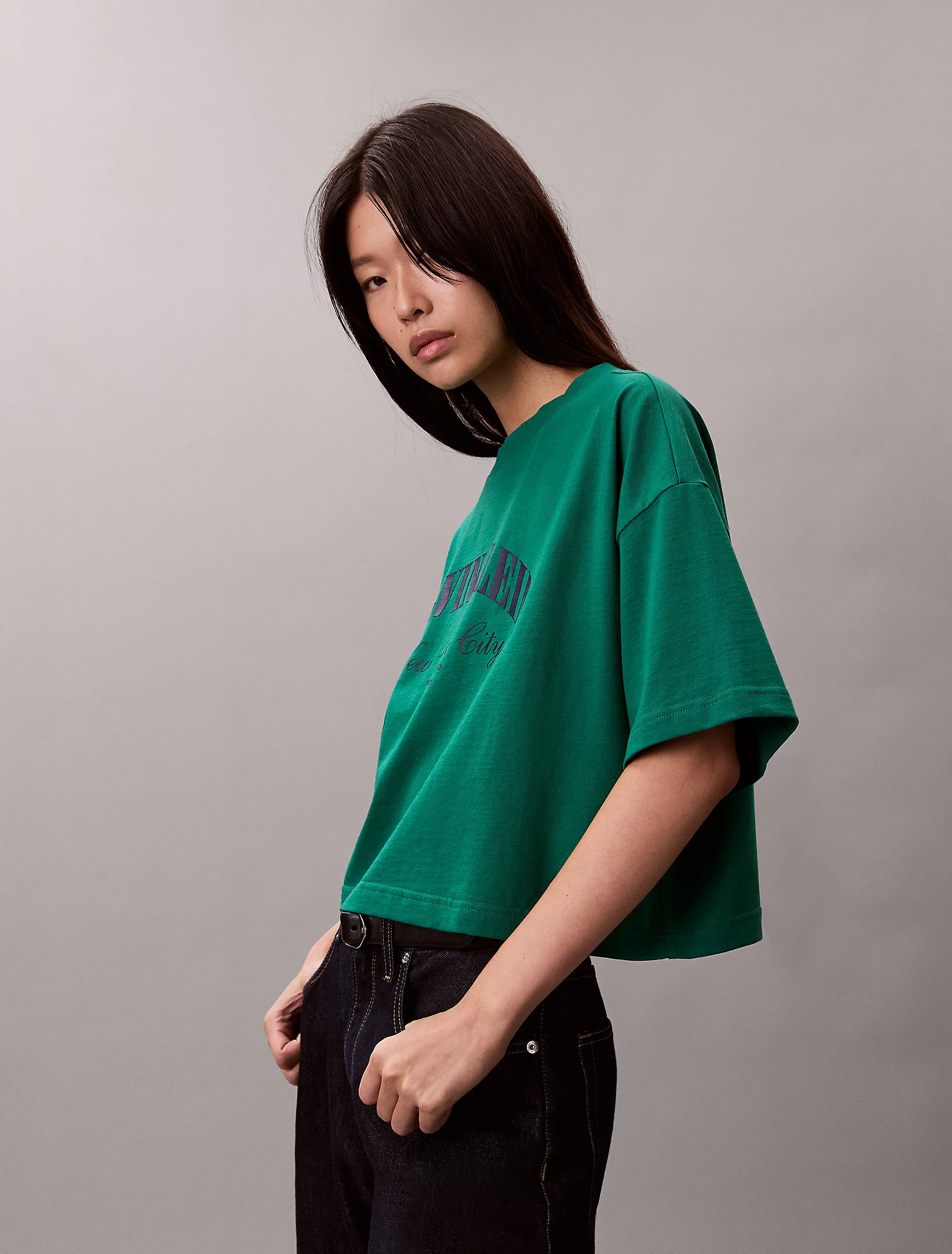 T-shirt Oversize e Curta Verde - Calvin Klein 5