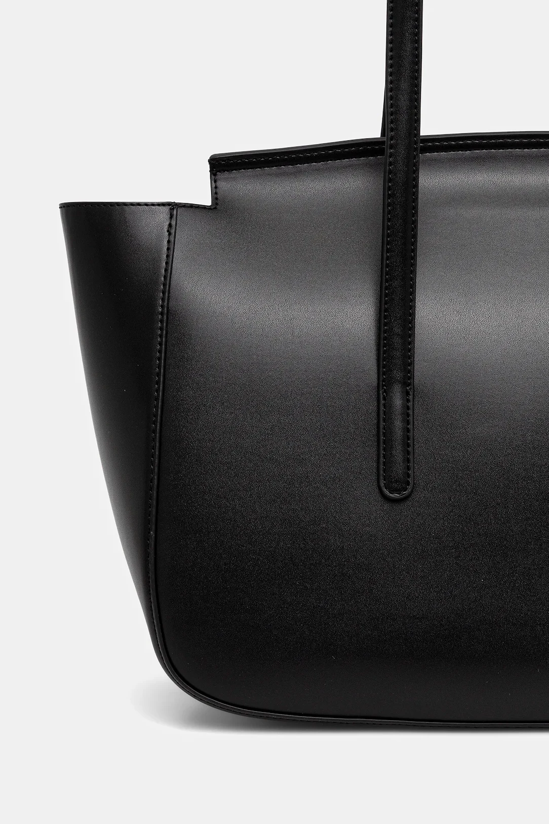 Mala de Ombro Ferragem Dourada Preto - Calvin Klein  4