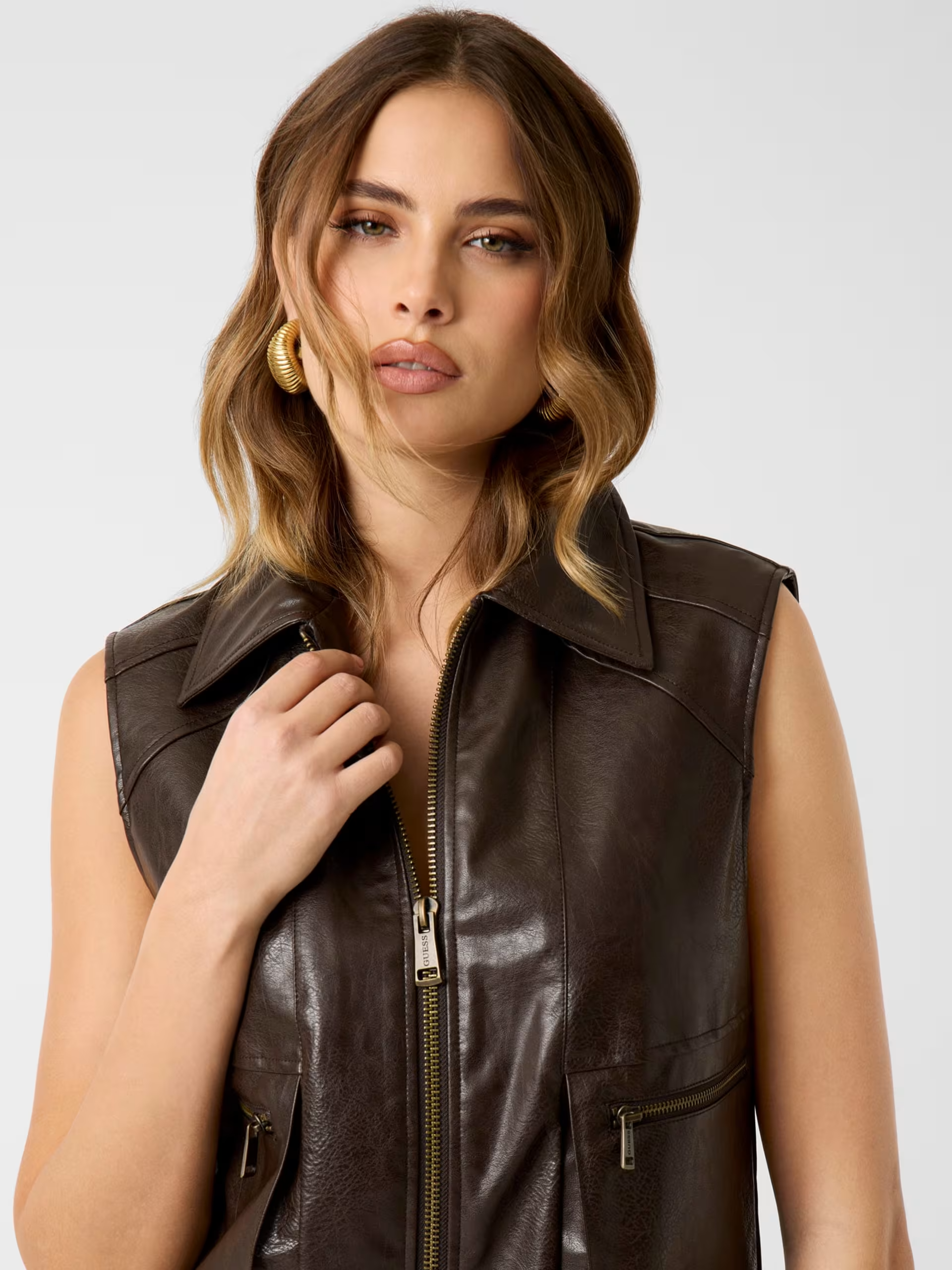 Colete em Ecopele LUCY Castanho - Guess 5