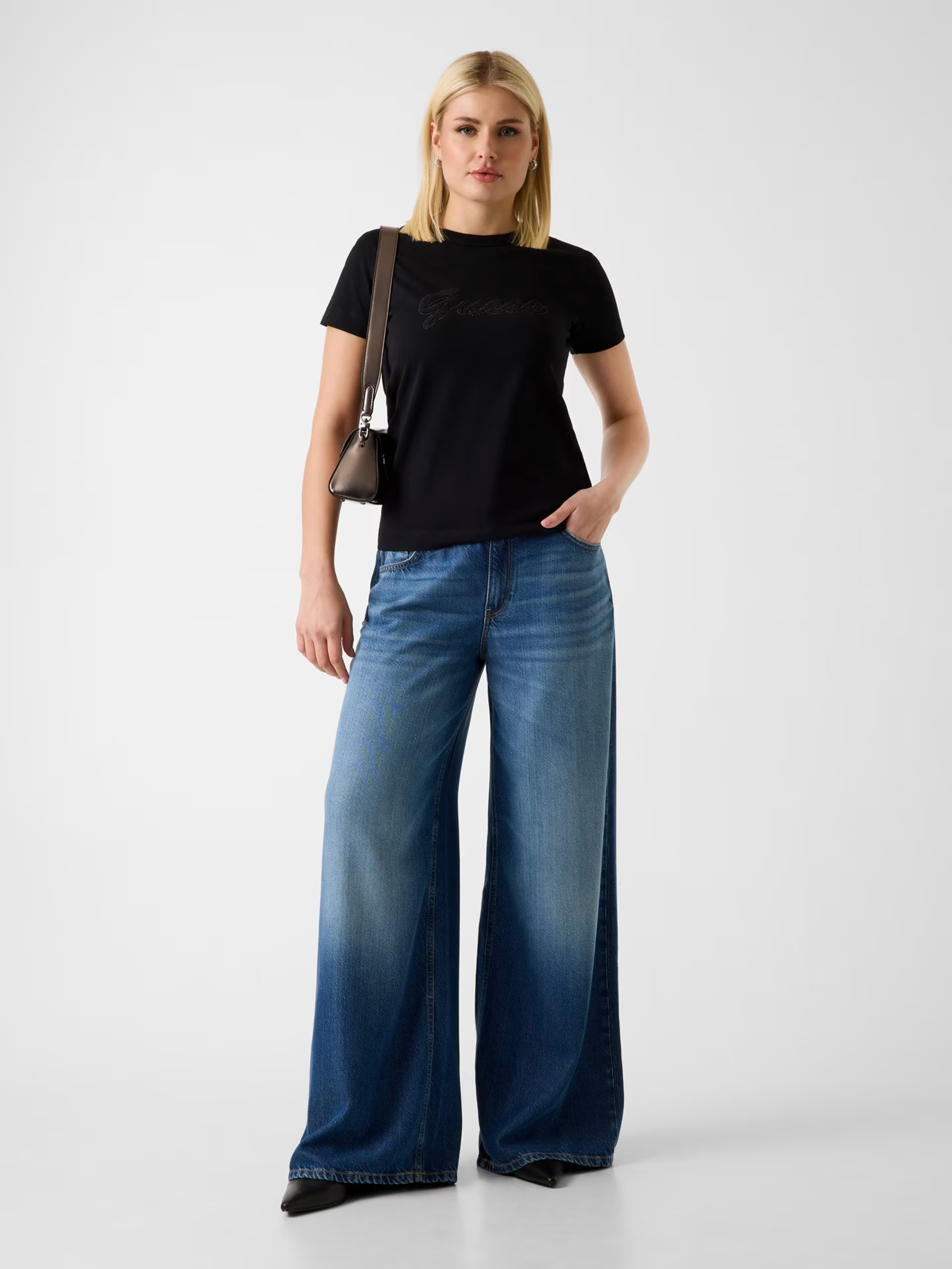 T-shirt Lettering Preto - Guess 3