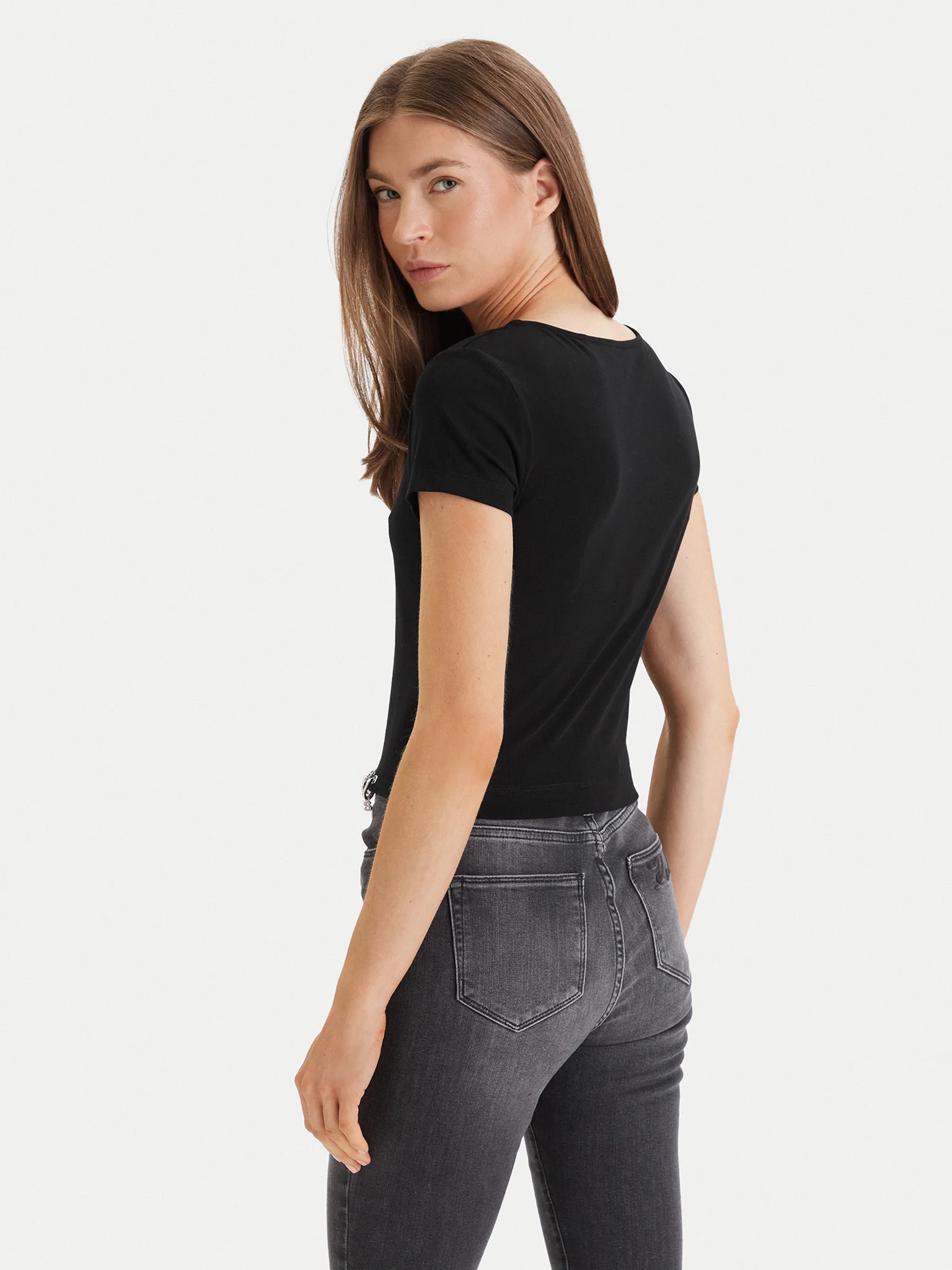 T-shirt ELISABETTE Curta com Pendentes Preto - Guess 2