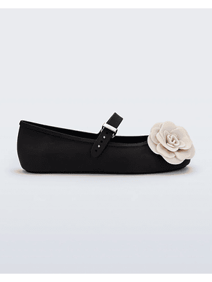 Sabrina Soft Ballerina Petals Preto - Melissa