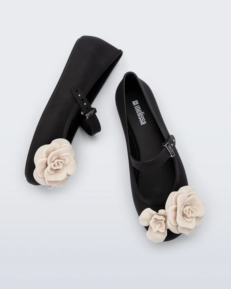 Sabrina Soft Ballerina Petals Preto - Melissa 5