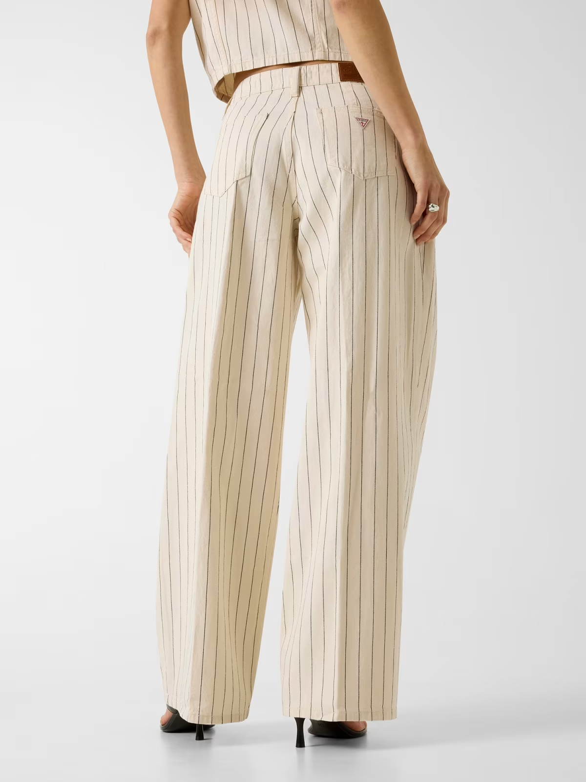 Calças Extra Wide Riscas Bege - Guess Jeans 6