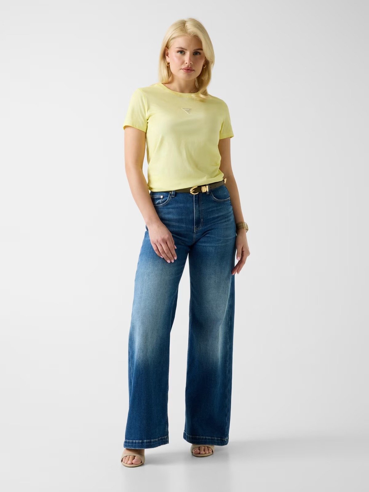 T-shirt com Lavagem Amarelo - Guess 3