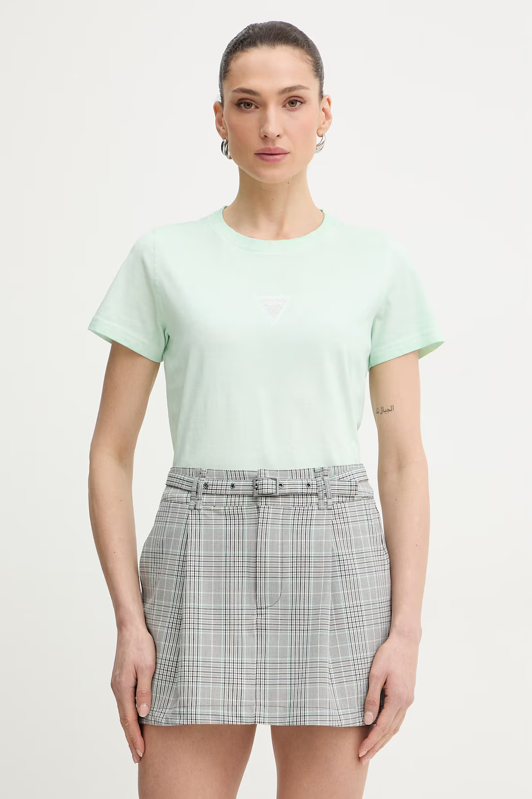 T-shirt com Lavagem Verde - Guess  1