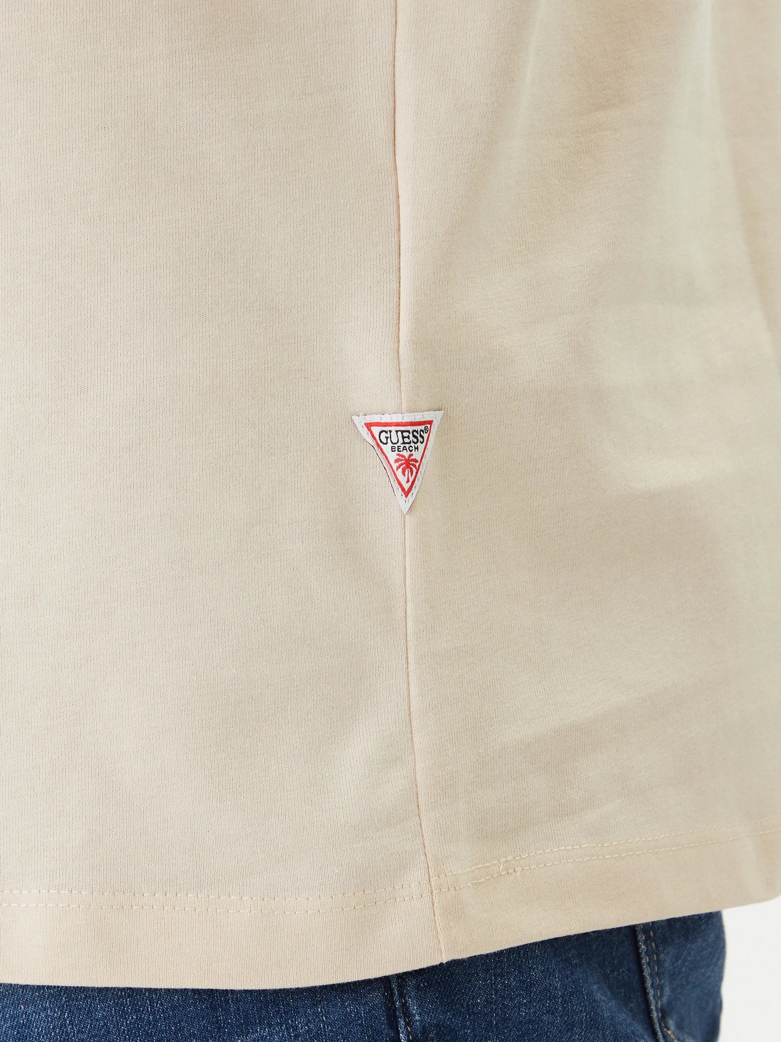 T-shirt Exotic Logo Bege - Guess  5