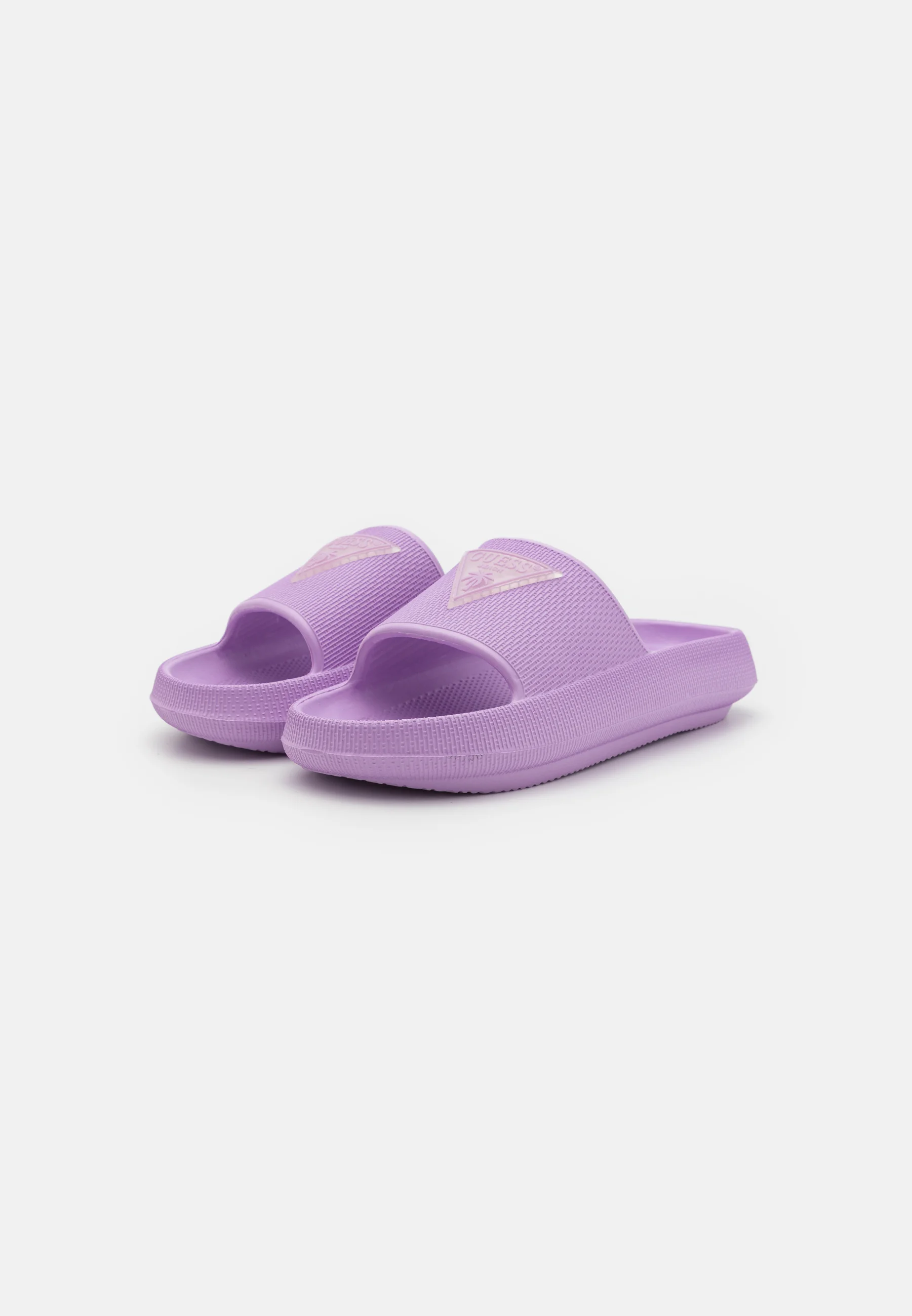 Chinelo em Borracha Lilás - Guess 4