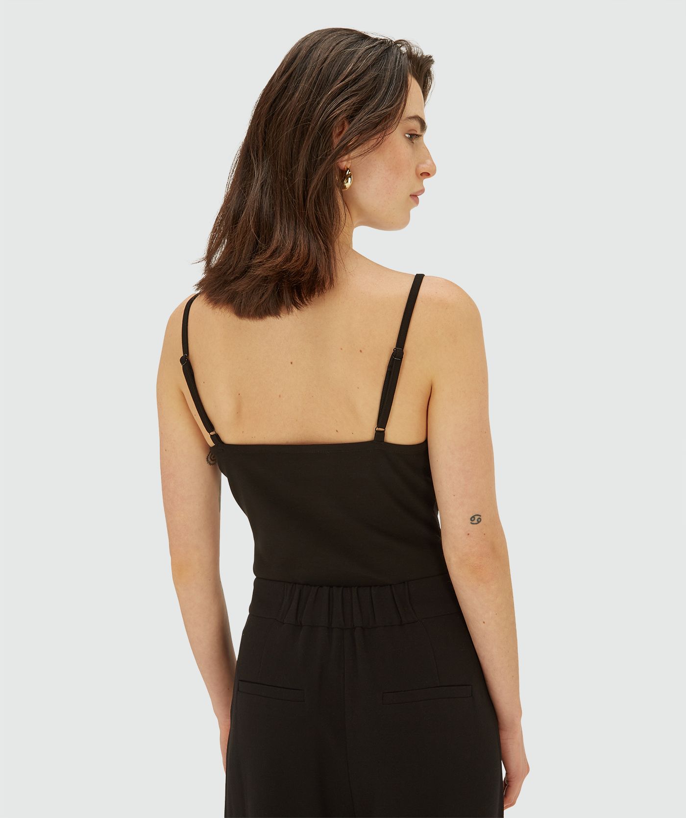 Top de Alças em Renda RIVER Preto - Josh V 3