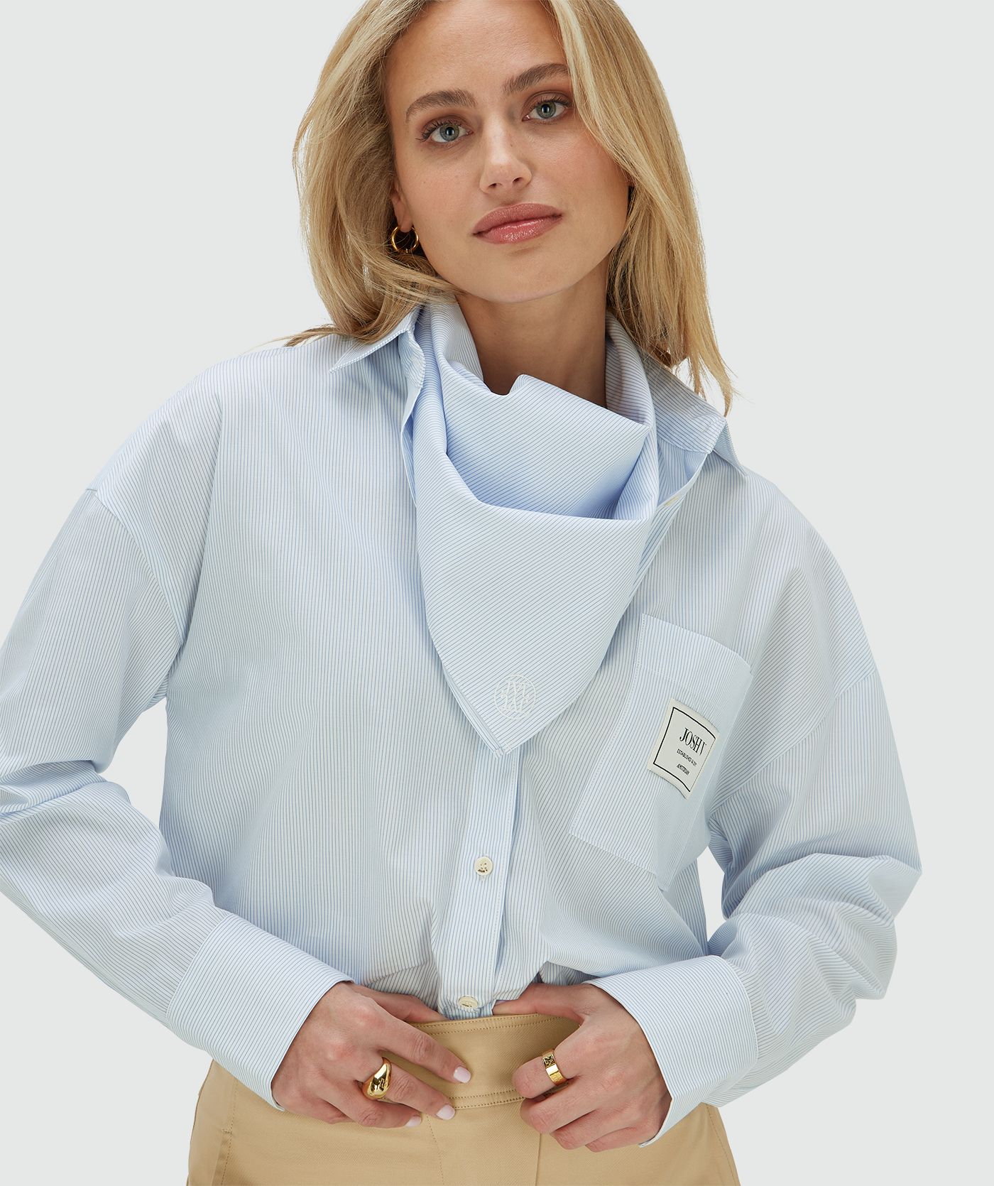 Camisa NEVEAH com Riscas e Lenço Azul - Josh V 6