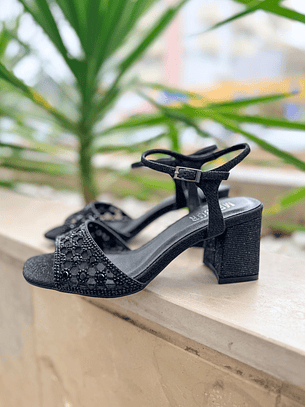 Sandália de Salto de Brilho Preto - Menbur 