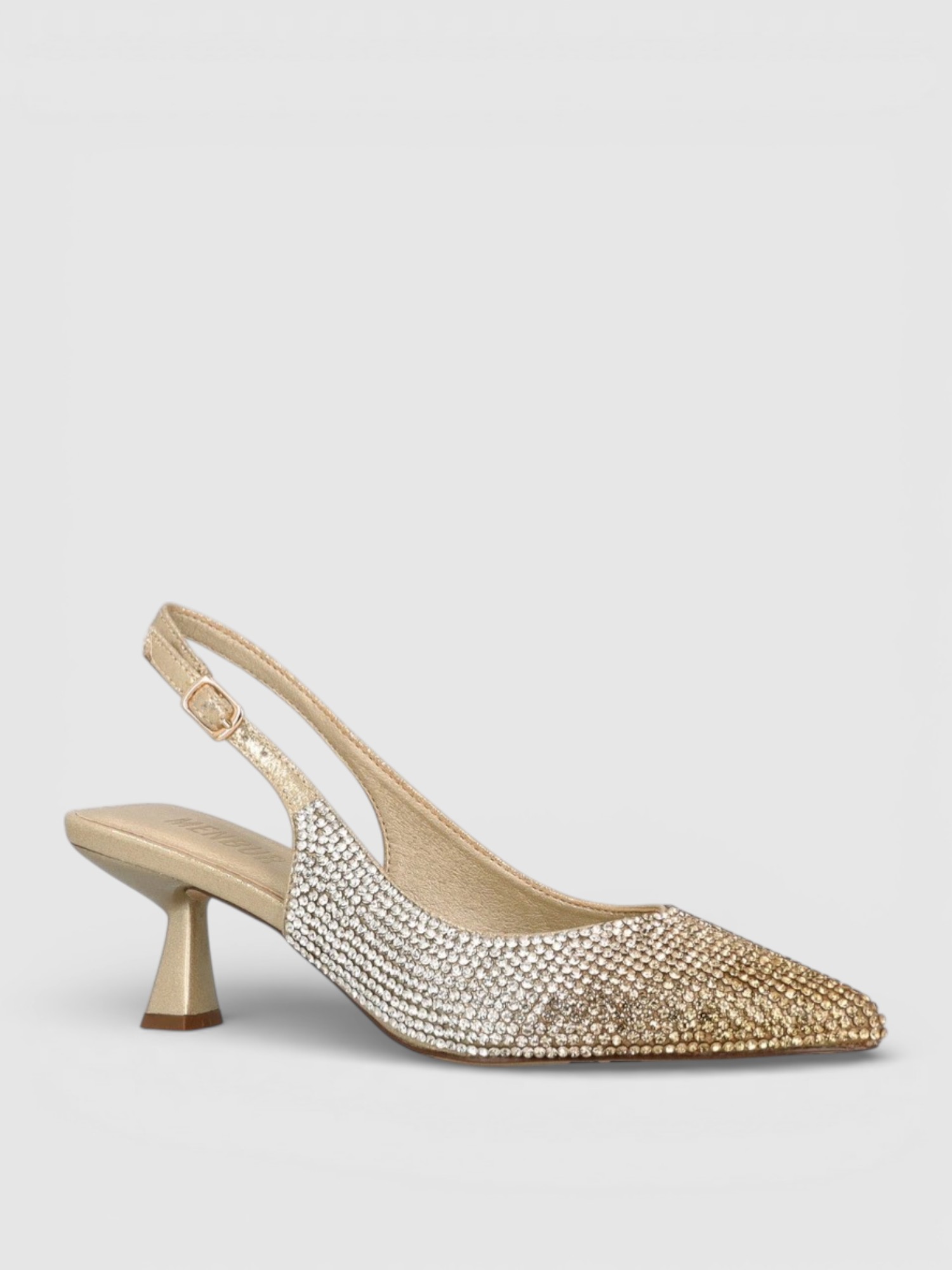 Sapato em Strass Dourado - Menbur  1
