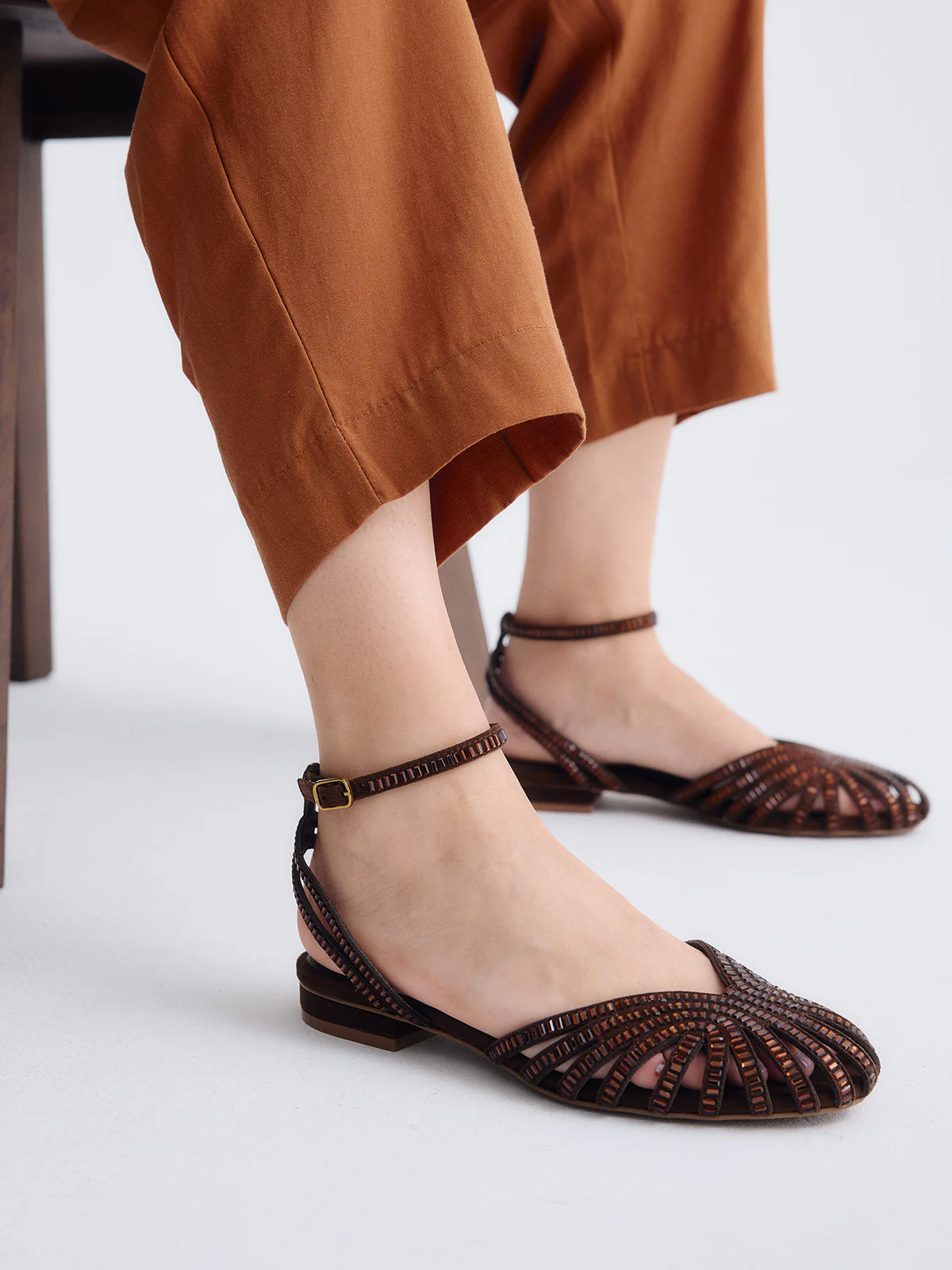 Sabrina Aberta com Brilhos Lola 307 Castanho - EXÉ  6