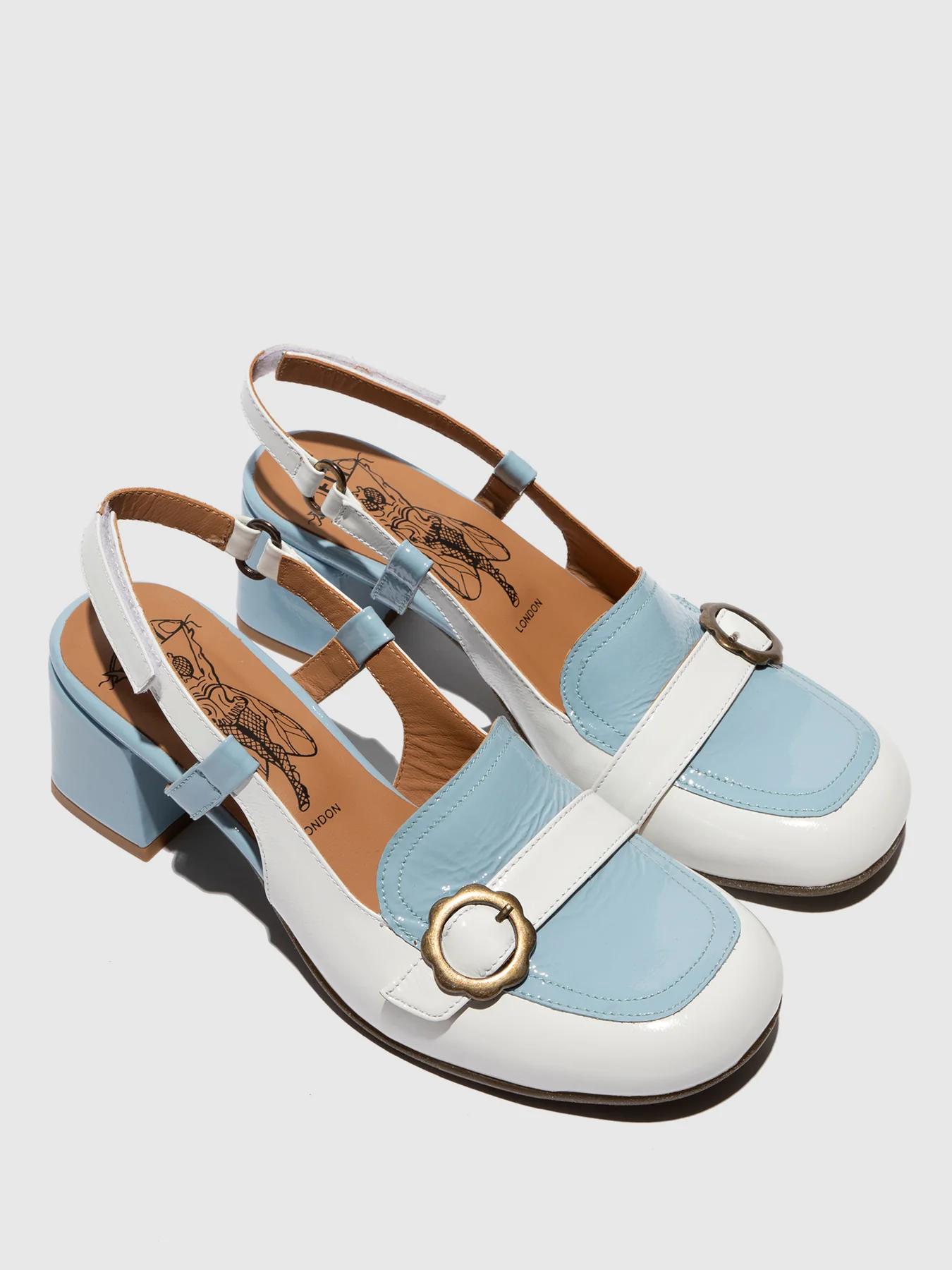 Sapato PEMY Azul e Branco - Fly London  3