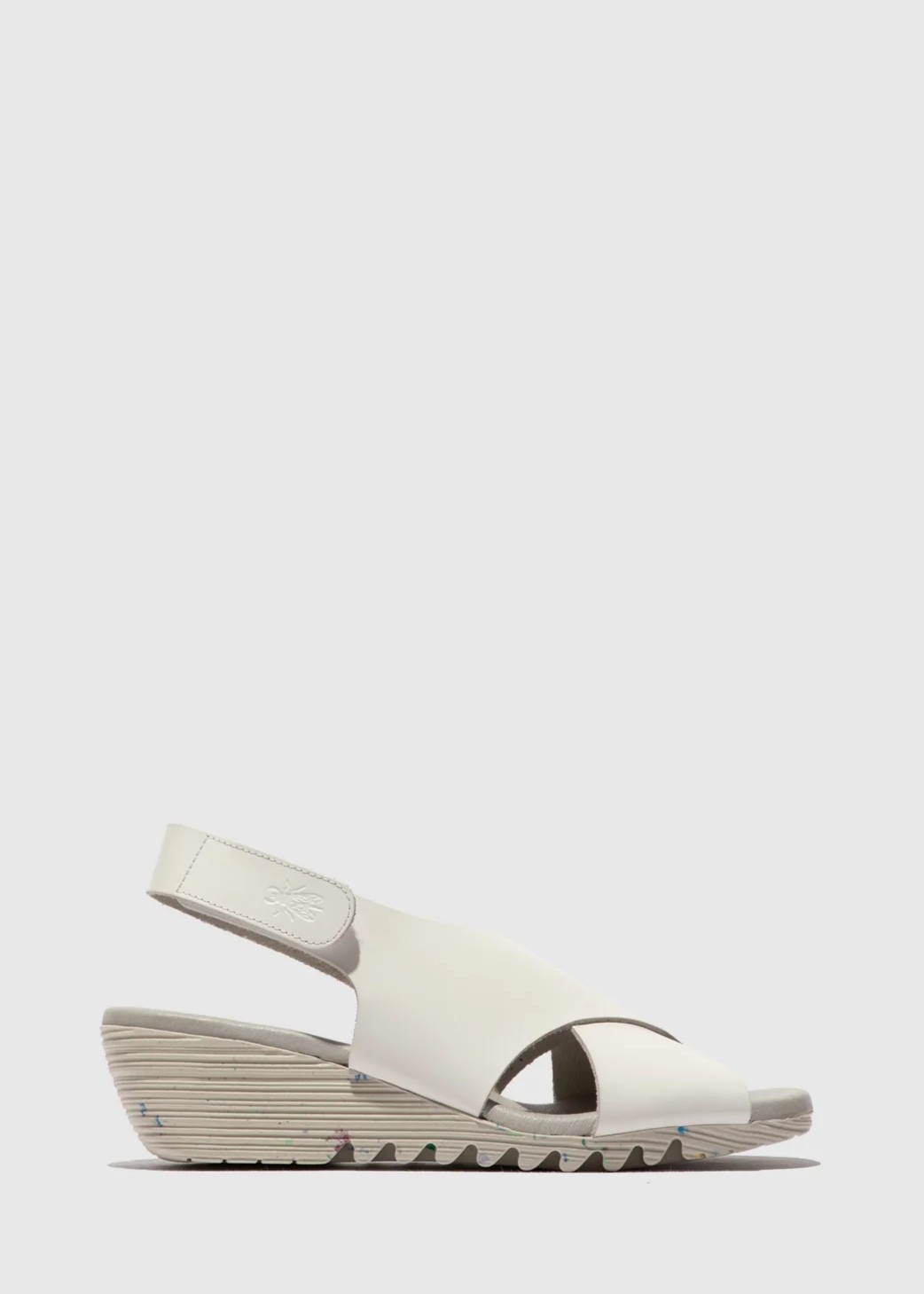 Sandália de Cunha Orfy Branco - Fly London  1