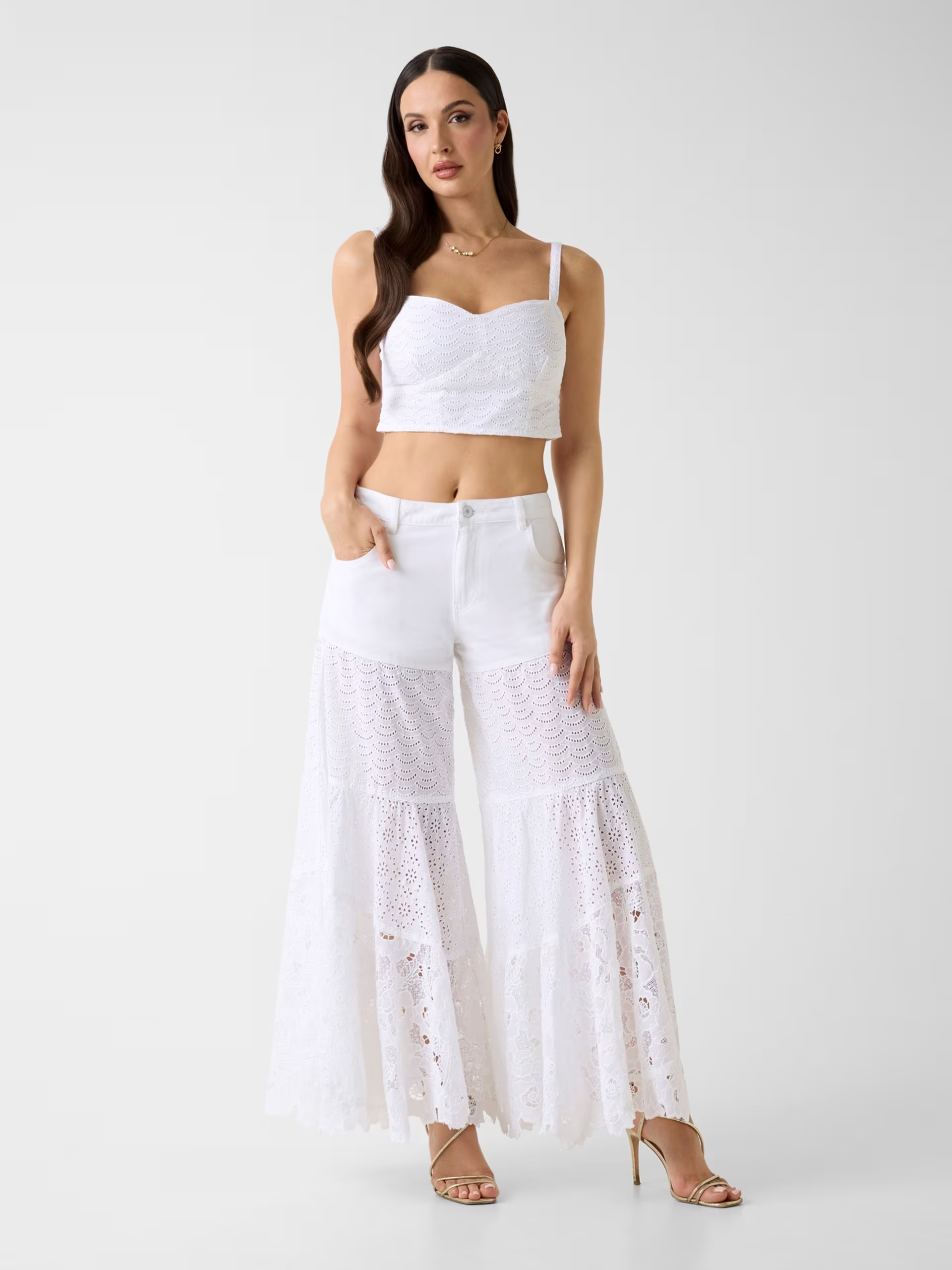 Crop Top em Bordado Inglês Branco - Guess   4
